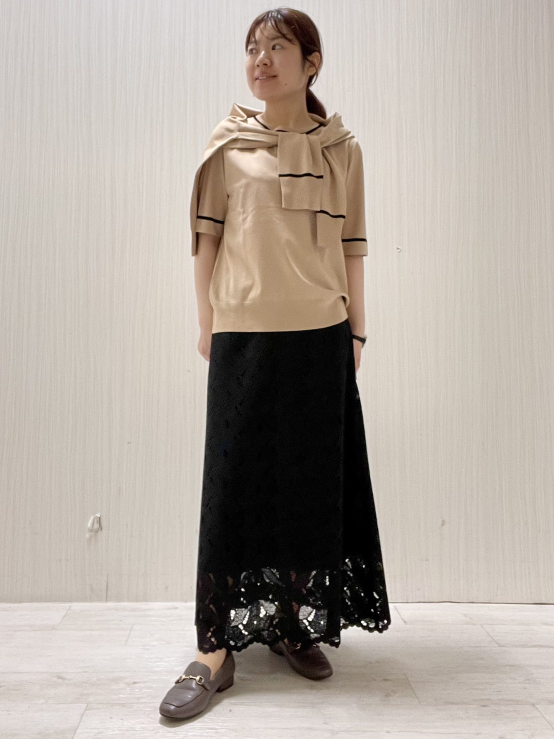 Mさんの「UNTITLED｜【アンサンブル可/きれいめ/通勤】コンパクト5分袖ニット」を使ったコーディネート