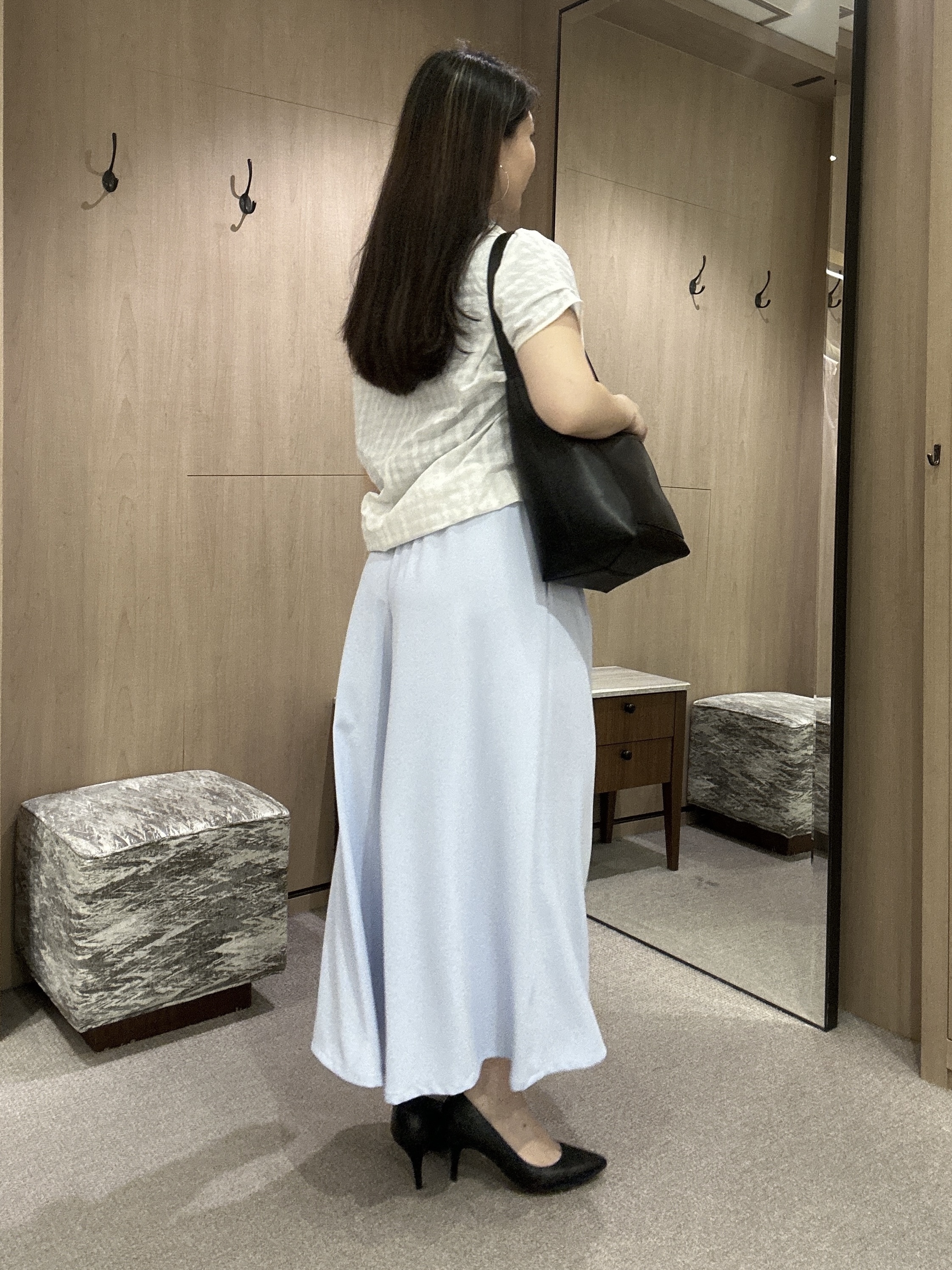 YURIさんの「UNTITLED｜【通勤オフィス/スーツインナー】ダイヤジオメプリントブラウス」を使ったコーディネート
