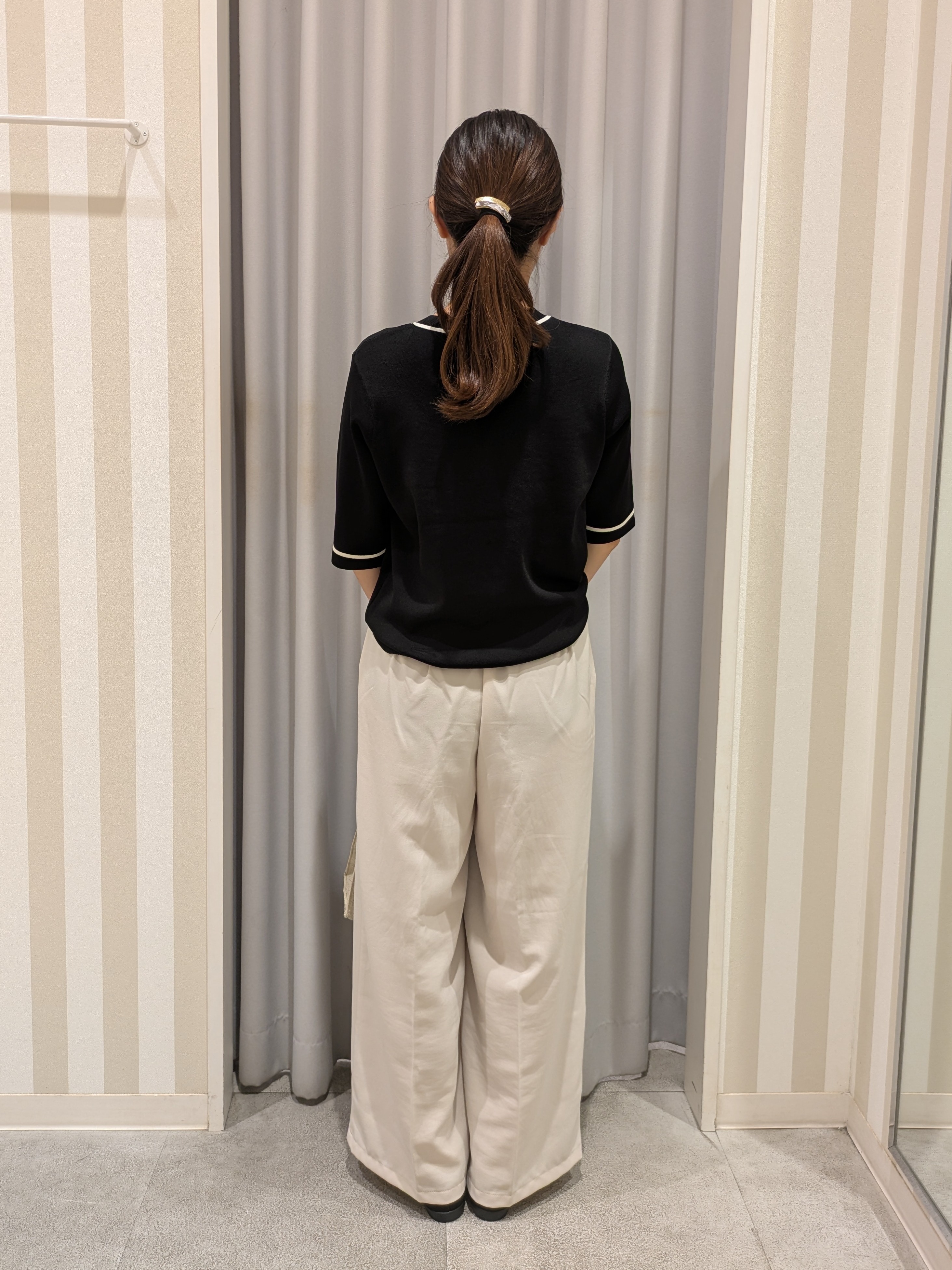 𝐂𝐡𝐢𝐢 &hearts;(ちー)さんの「SHOO･LA･RUE｜【UV/S-LL/洗濯機可】毛玉になりにくい 配色5分袖カーディガン」を使ったコーディネート