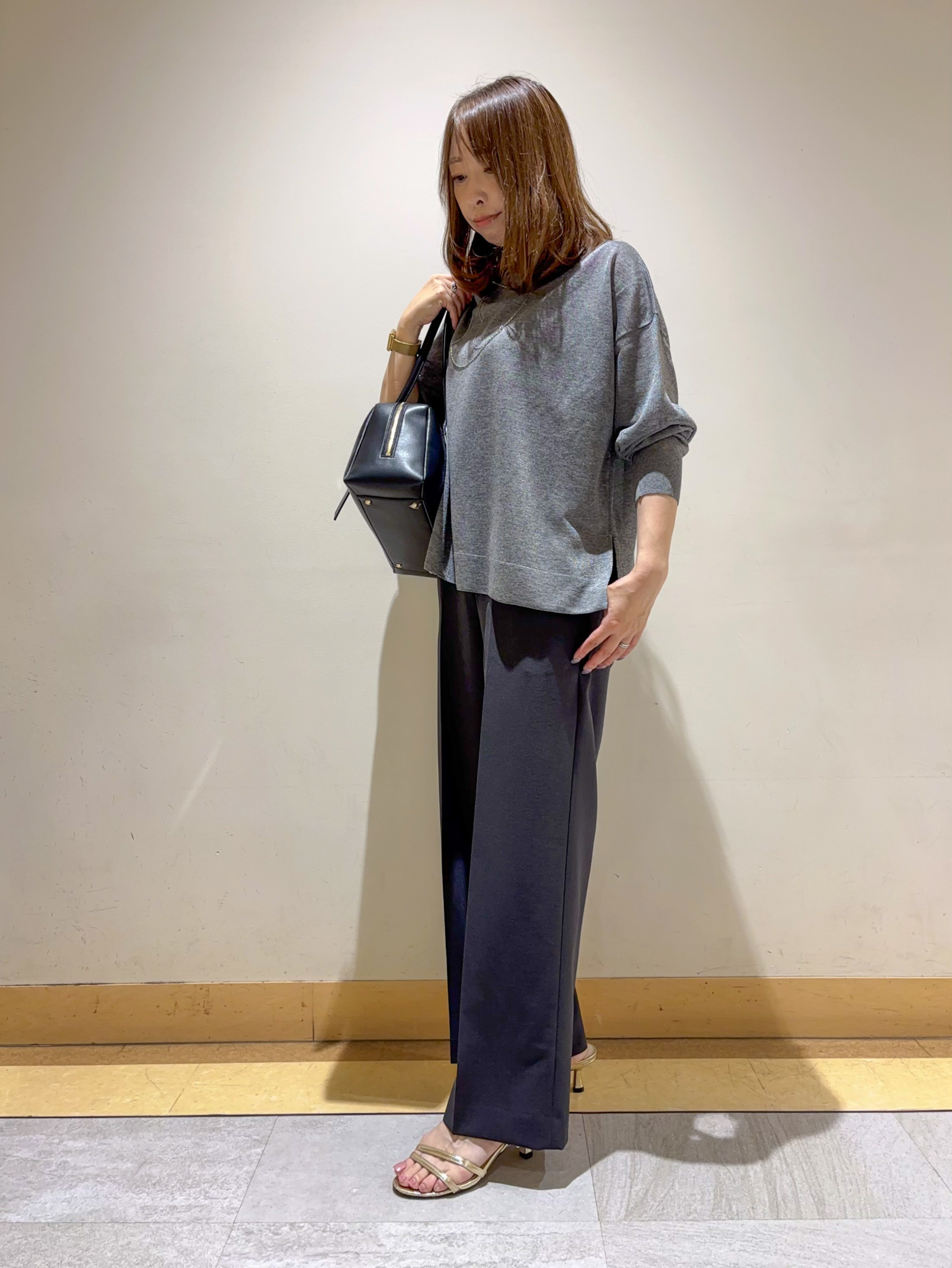 sattoさんの「UNTITLED｜【アンサンブル可/秋羽織り/シアー】前後2WAYカーディガン」を使ったコーディネート