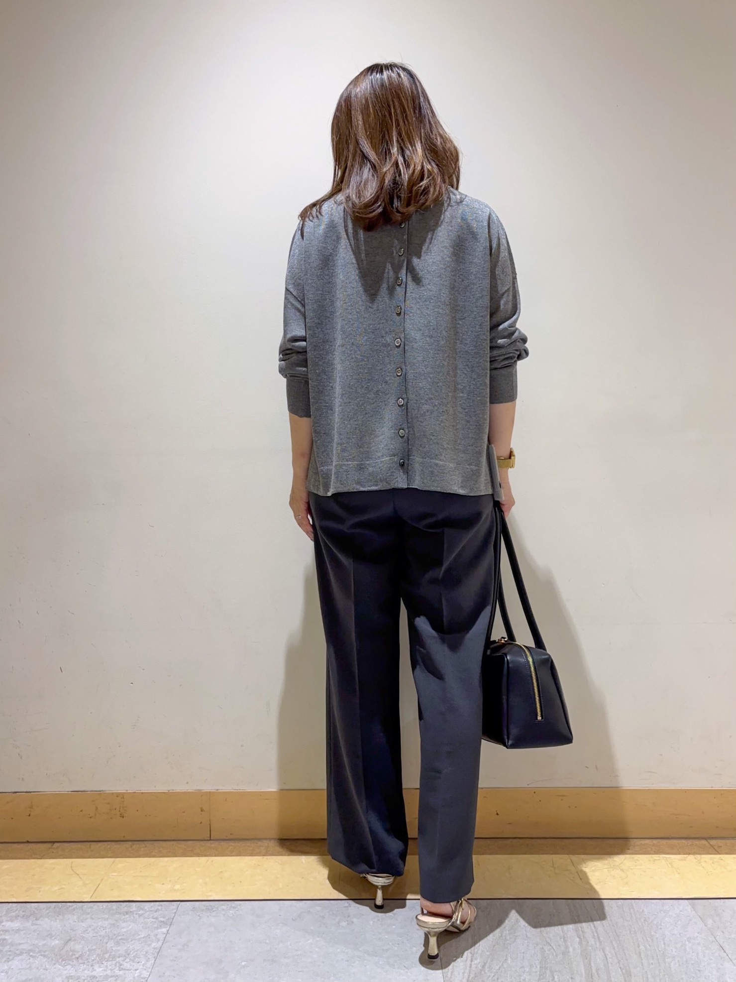 sattoさんの「UNTITLED｜【アンサンブル可/秋羽織り/シアー】前後2WAYカーディガン」を使ったコーディネート