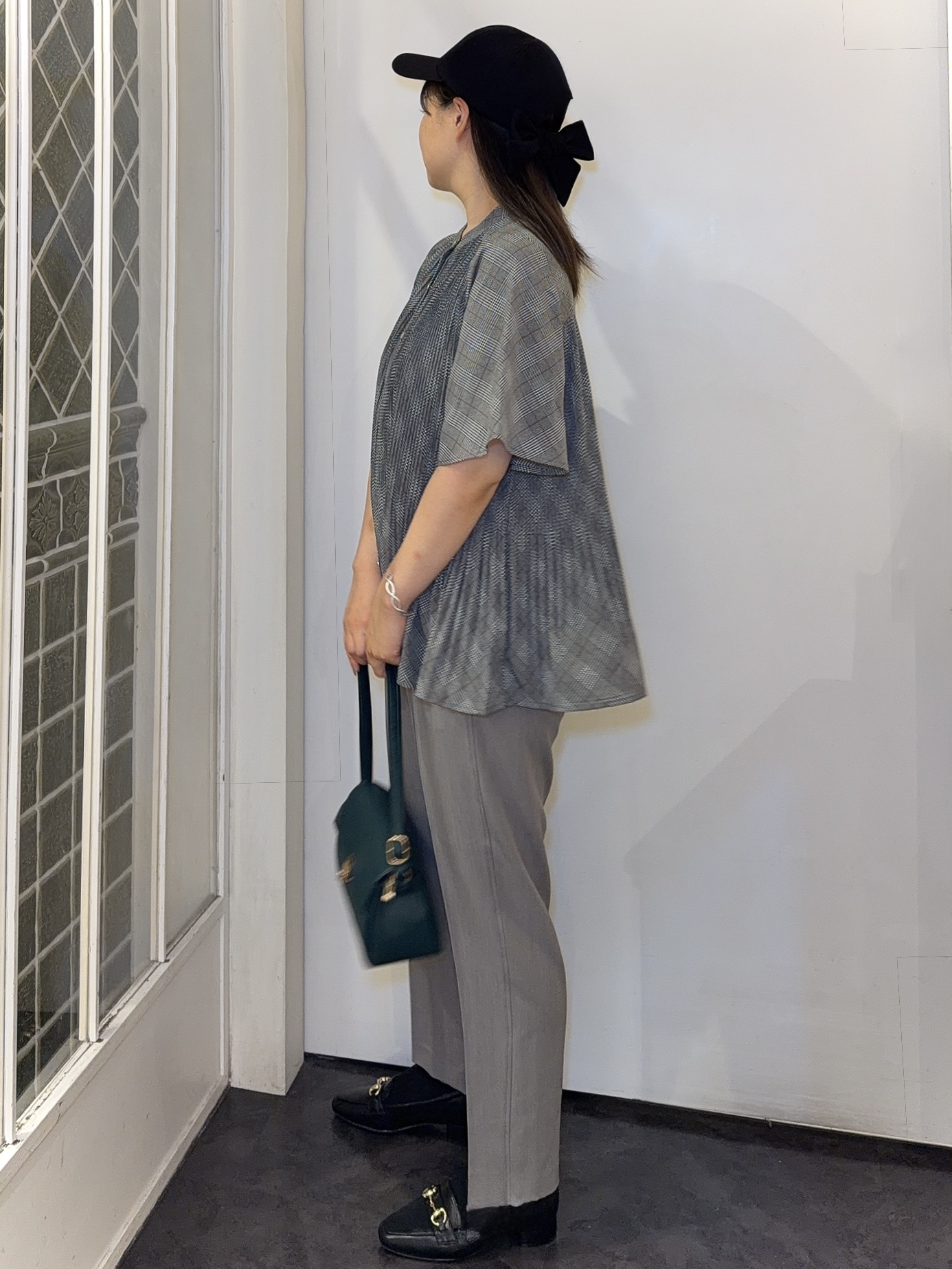 みーさんの「grove｜【体系カバー◎】大人フェミニン消しプリーツブラウス」を使ったコーディネート