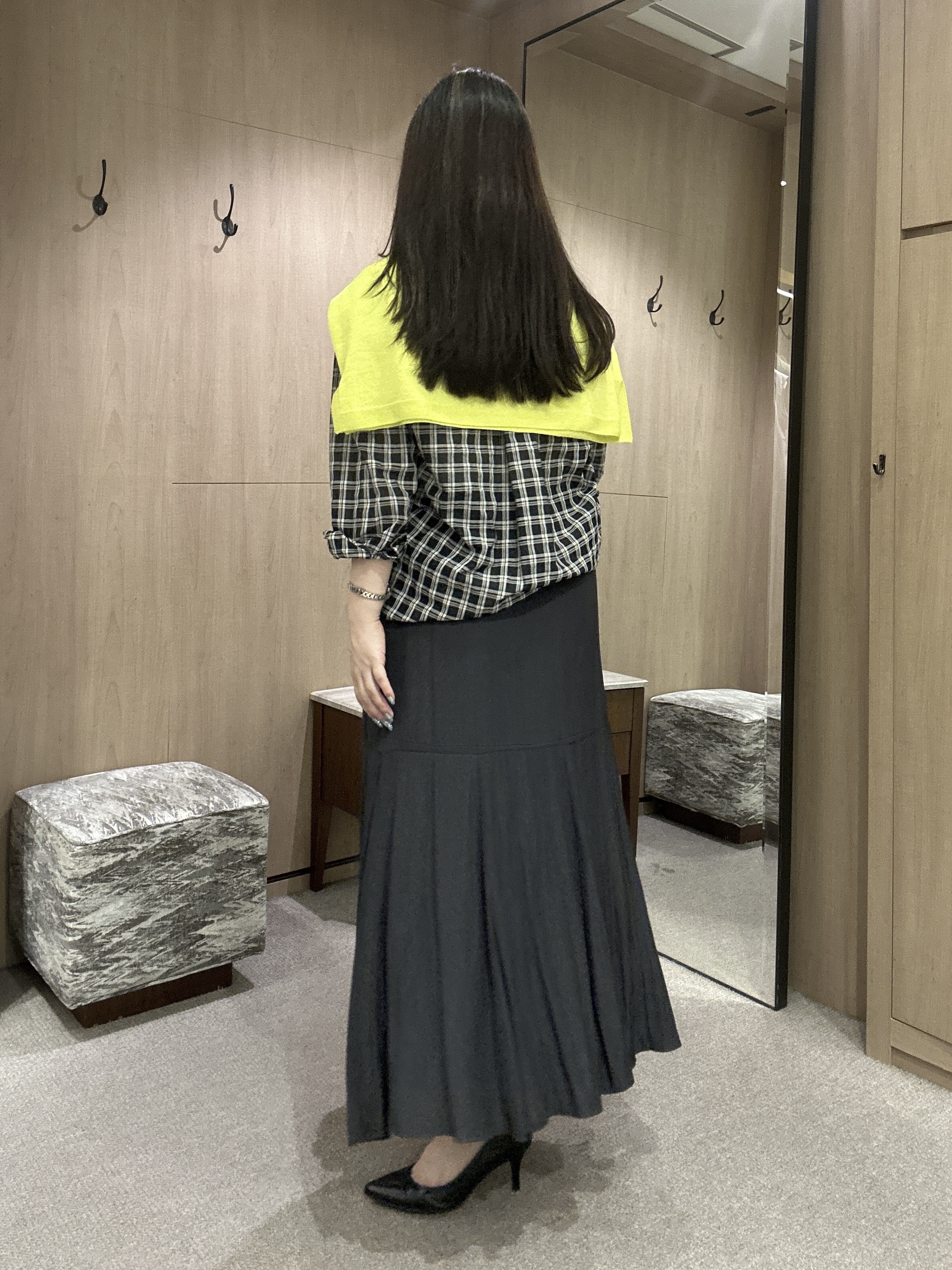 YURIさんの「UNTITLED｜【秋映え/羽織り】シアーチェックシャツブラウス」を使ったコーディネート