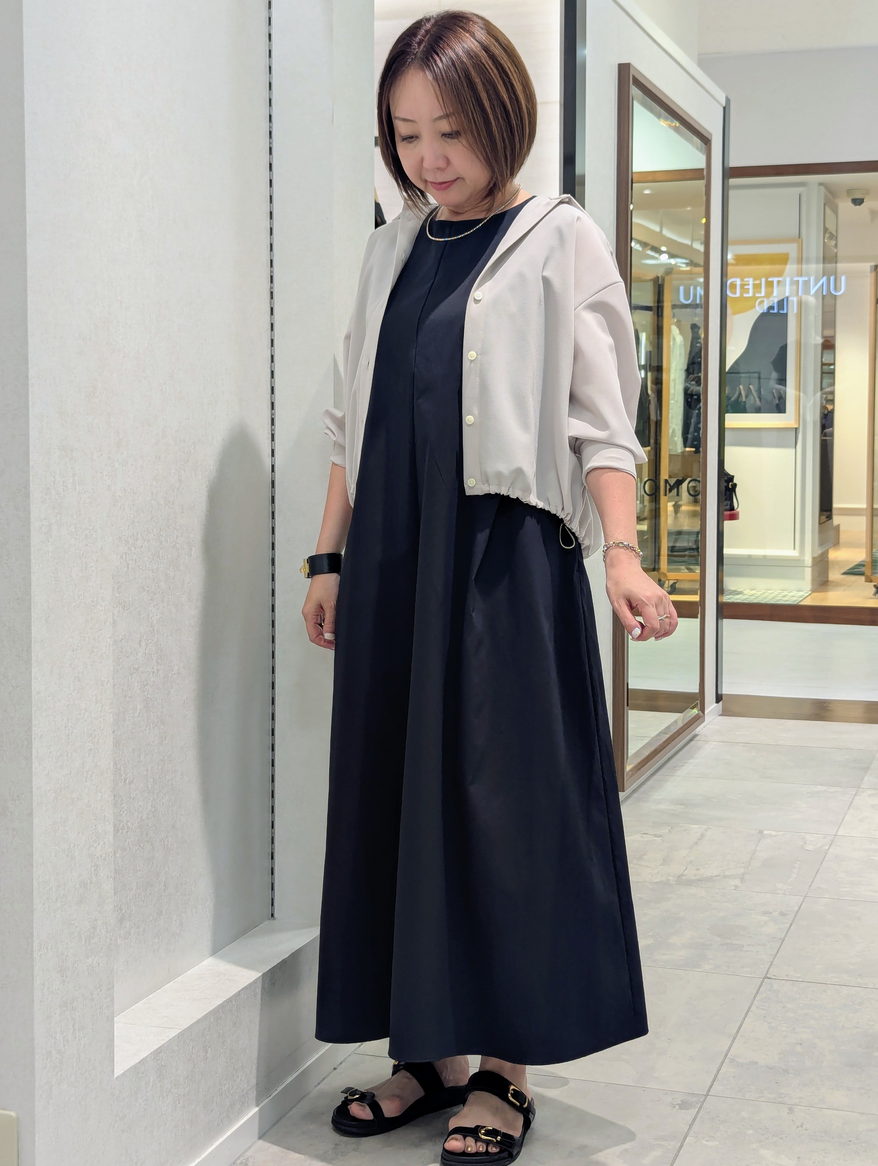 odaさんの「UNTITLED｜【秋羽織り/セットアップ可/UVカット】エアリークールドロストシャツ」を使ったコーディネート