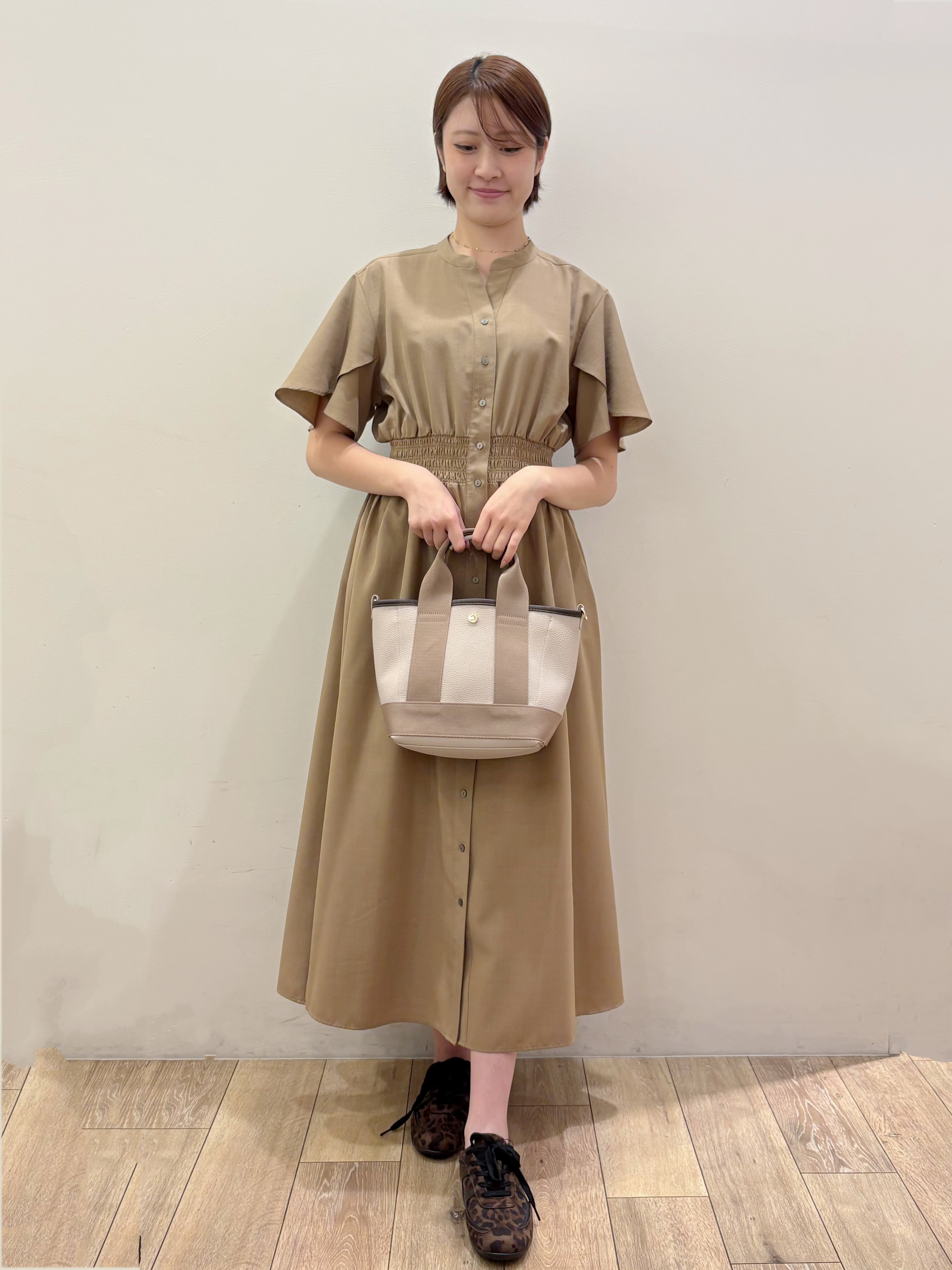 RINさんの「OPAQUE.CLIP｜スキッパーシャツワンピース【洗濯機OK／イージーアイロン】」を使ったコーディネート