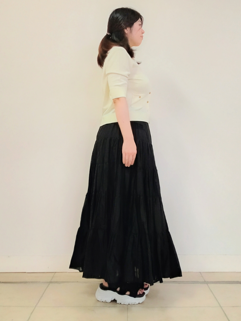 emiさんの「DRESSTERIOR｜【UVカット】クールタッチ シャツカーディガン」を使ったコーディネート