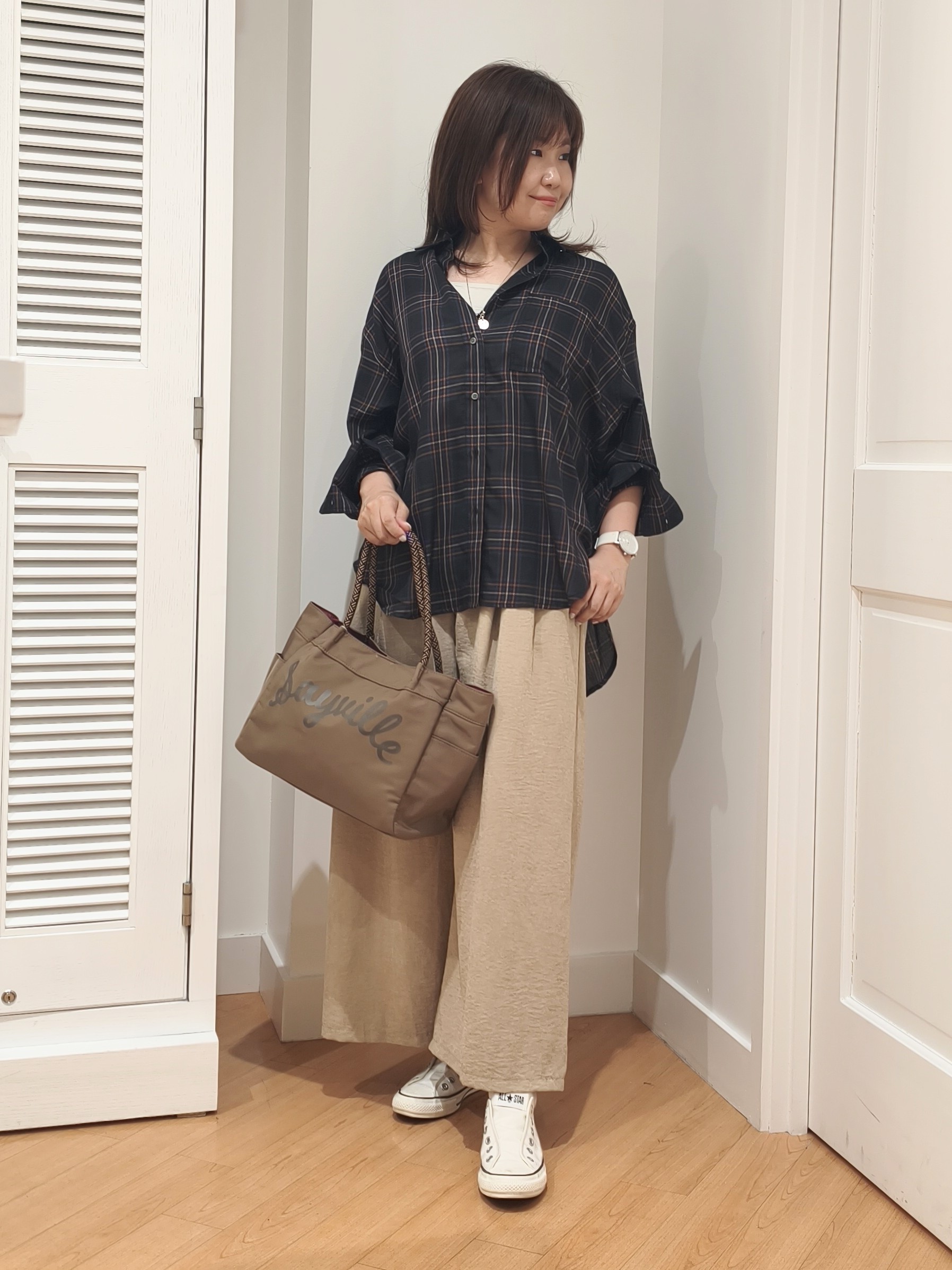 AIKOsanさんの「Dessin｜【セットアップ可】シアーチェック オーバーシャツ」を使ったコーディネート