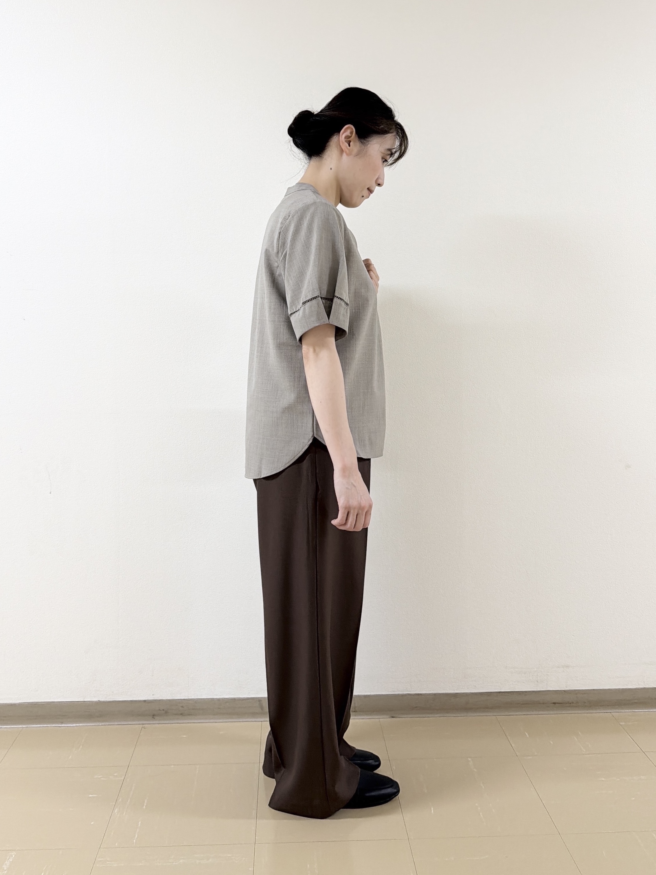 あんづさんの「SHOO･LA･RUE｜【洗濯後しわになりにくい/インせずきまる】シンプルだけど女性らしい 麻調スキッパーブラウス」を使ったコーディネート