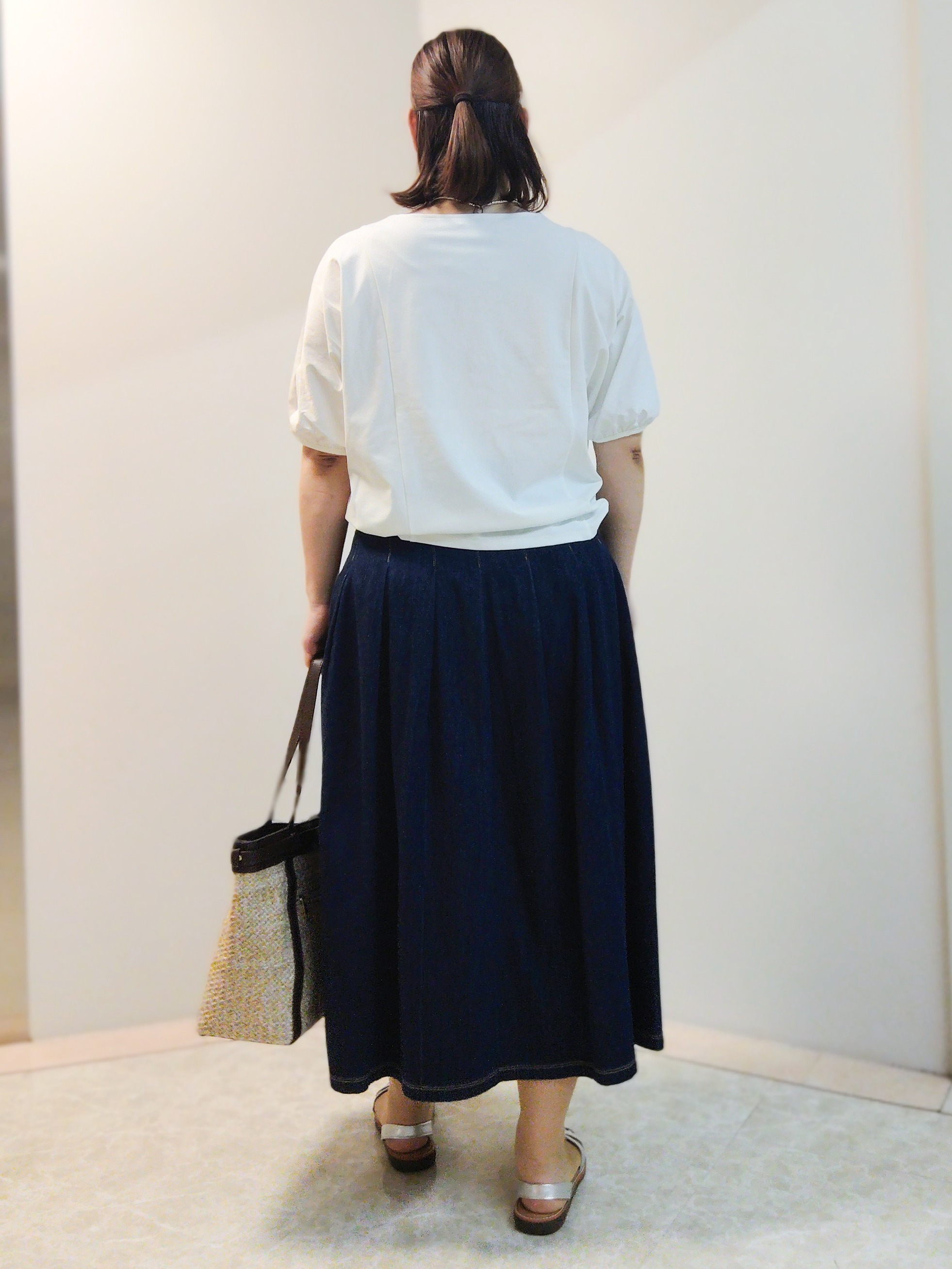 エリさんの「Reflect｜【UVカット／接触冷感／吸水速乾】ギャザースリーブカットソー」を使ったコーディネート