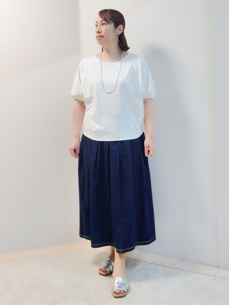 エリさんの「Reflect｜【UVカット／接触冷感／吸水速乾】ギャザースリーブカットソー」を使ったコーディネート