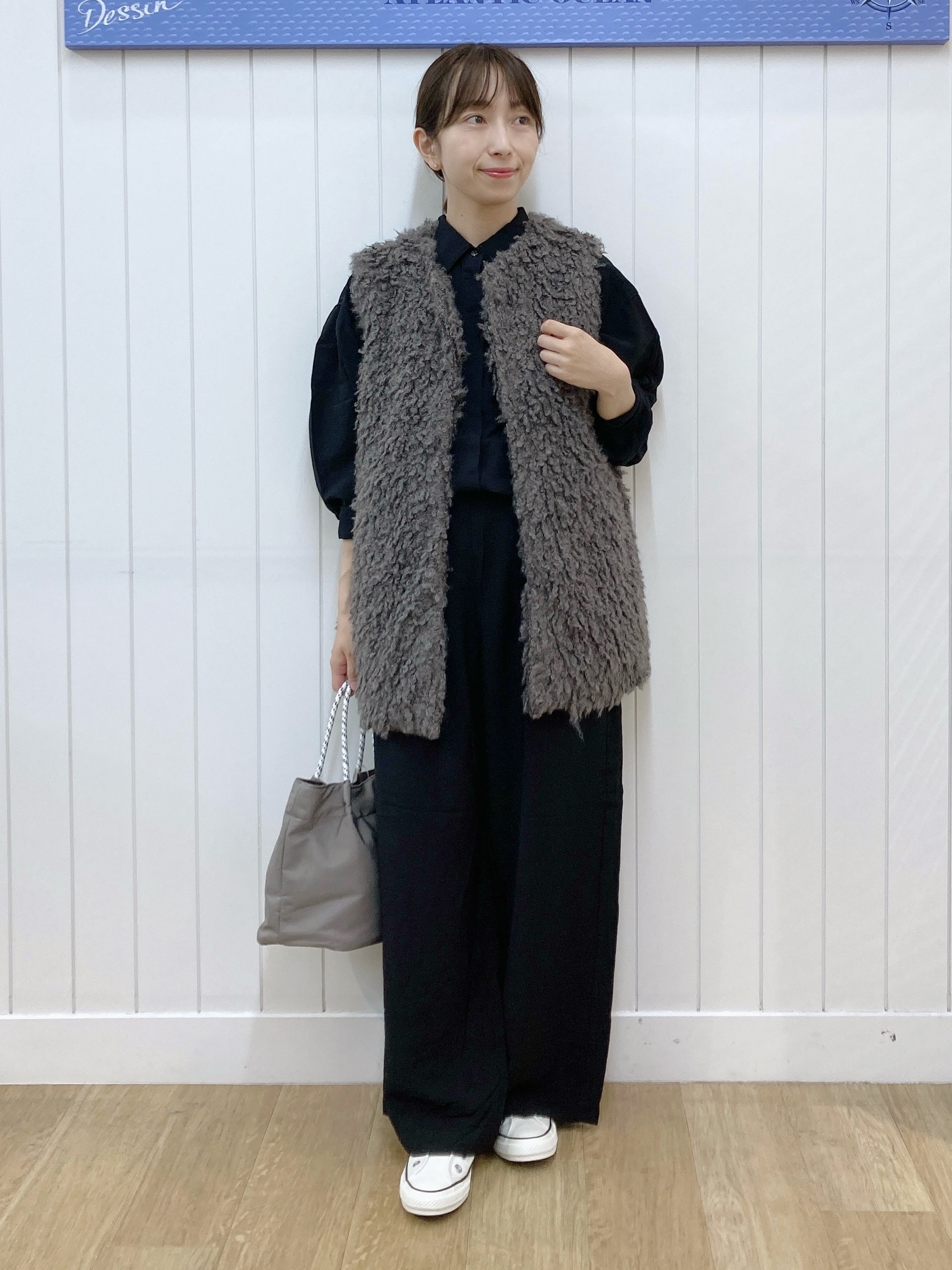 yoshiさんの「Dessin｜【2点セット】ヴィンテージサテンセットアップ」を使ったコーディネート
