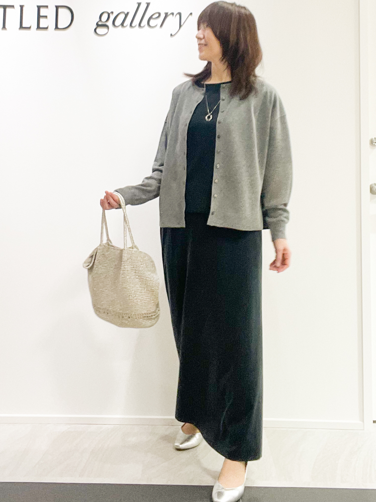 めいさんの「UNTITLED｜【秋めきリラクシー/セットアップ可】ヴィンテージライク ロングスカート」を使ったコーディネート