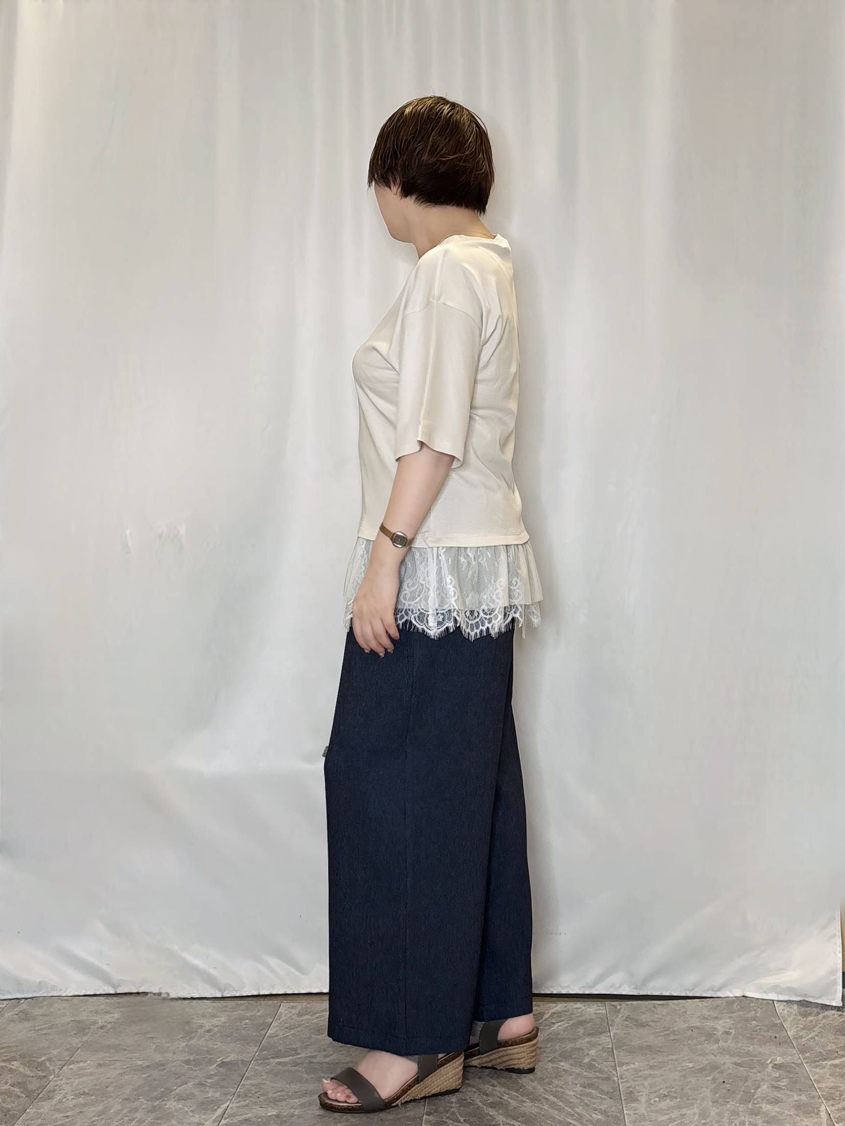たみさんの「SHOO･LA･RUE｜【UV/抗菌防臭/S-LL】1枚でサマ見え 裾レースTシャツ」を使ったコーディネート
