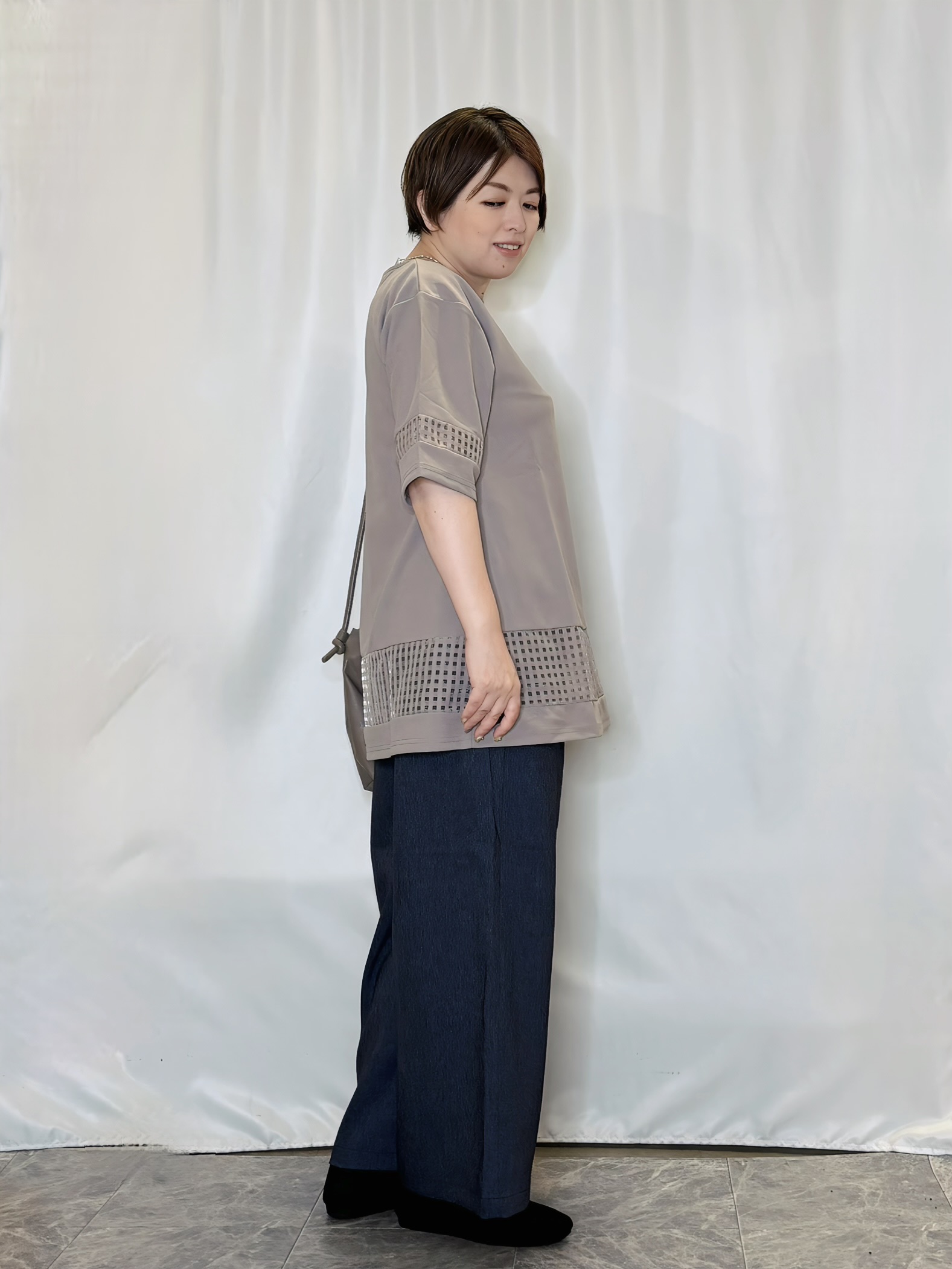 たみさんの「SHOO･LA･RUE｜【S-LL/洗濯機可】上品に体型カバー 大人のチェックチュニック」を使ったコーディネート