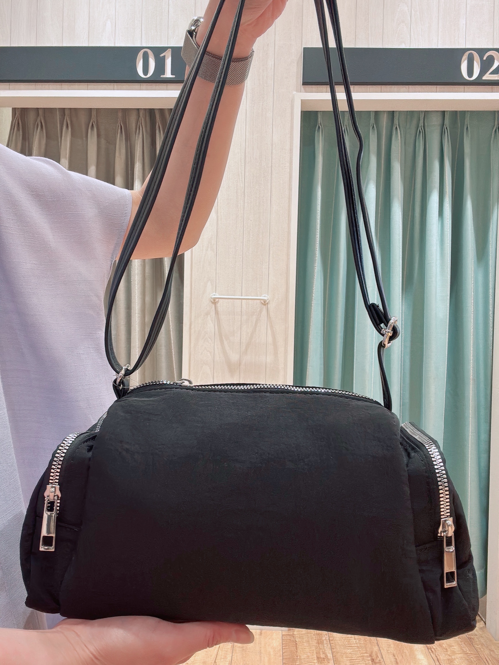 なみぞうさんの「SHOO･LA･RUE｜【ひんやり/UV】ほんのりシアーで上品な バックギャザーブラウス」を使ったコーディネート