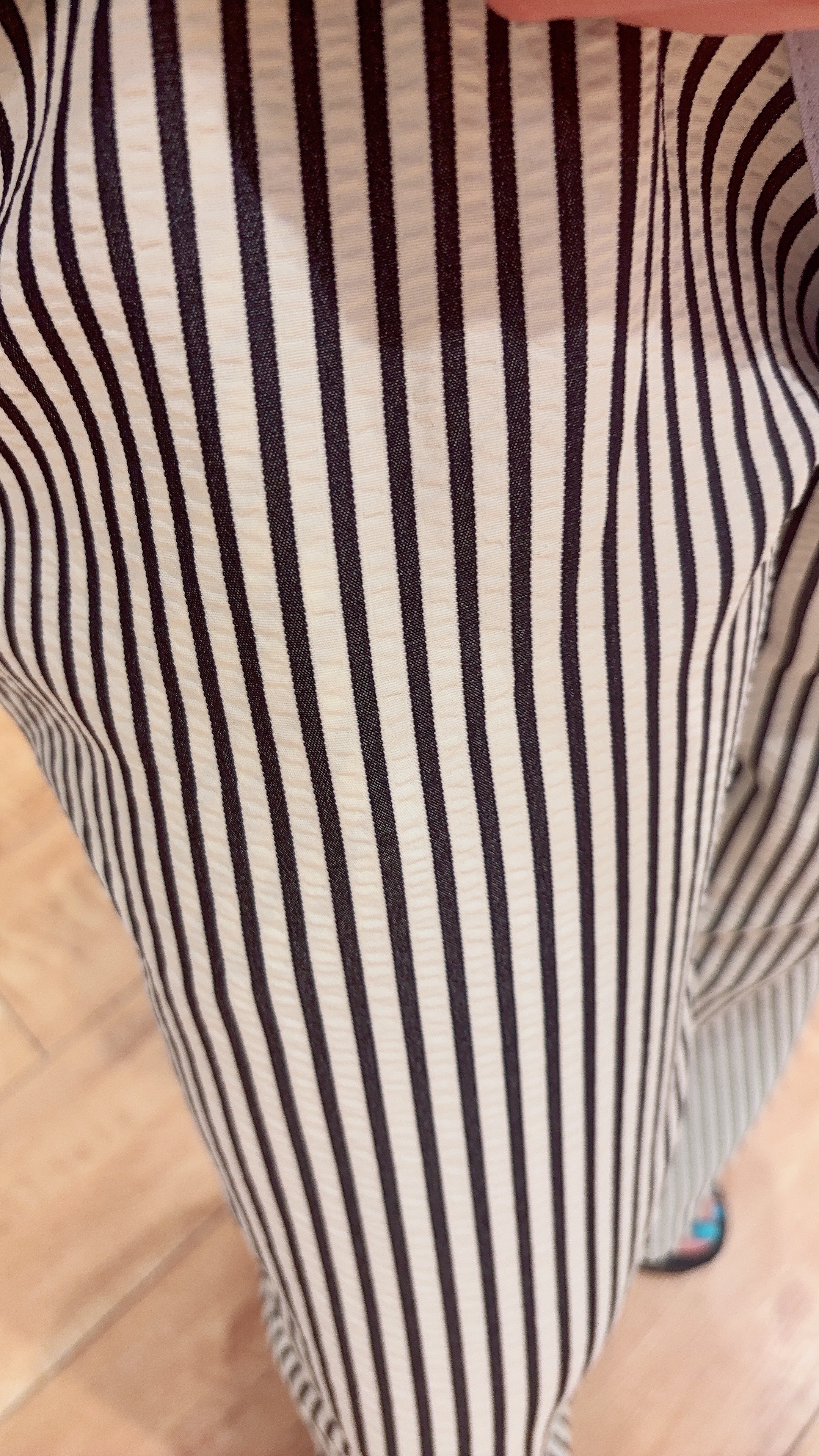 なみぞうさんの「SHOO･LA･RUE｜【ひんやり/UV】ほんのりシアーで上品な バックギャザーブラウス」を使ったコーディネート