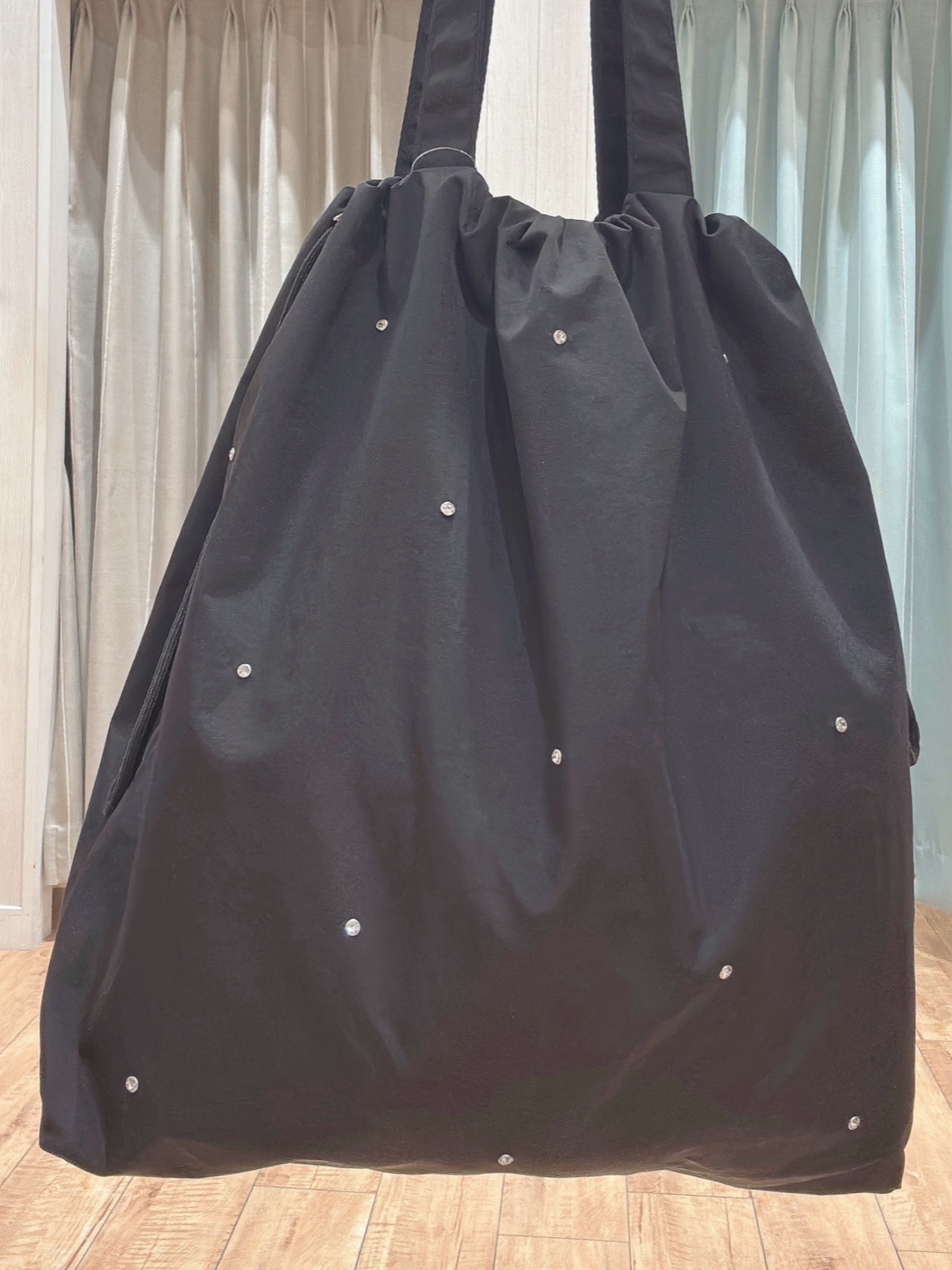 aaamiさんの「SHOO･LA･RUE｜【S-LL/洗濯機可/体型カバー】はしごレースがポイント スラブポンチョ風ブラウス」を使ったコーディネート