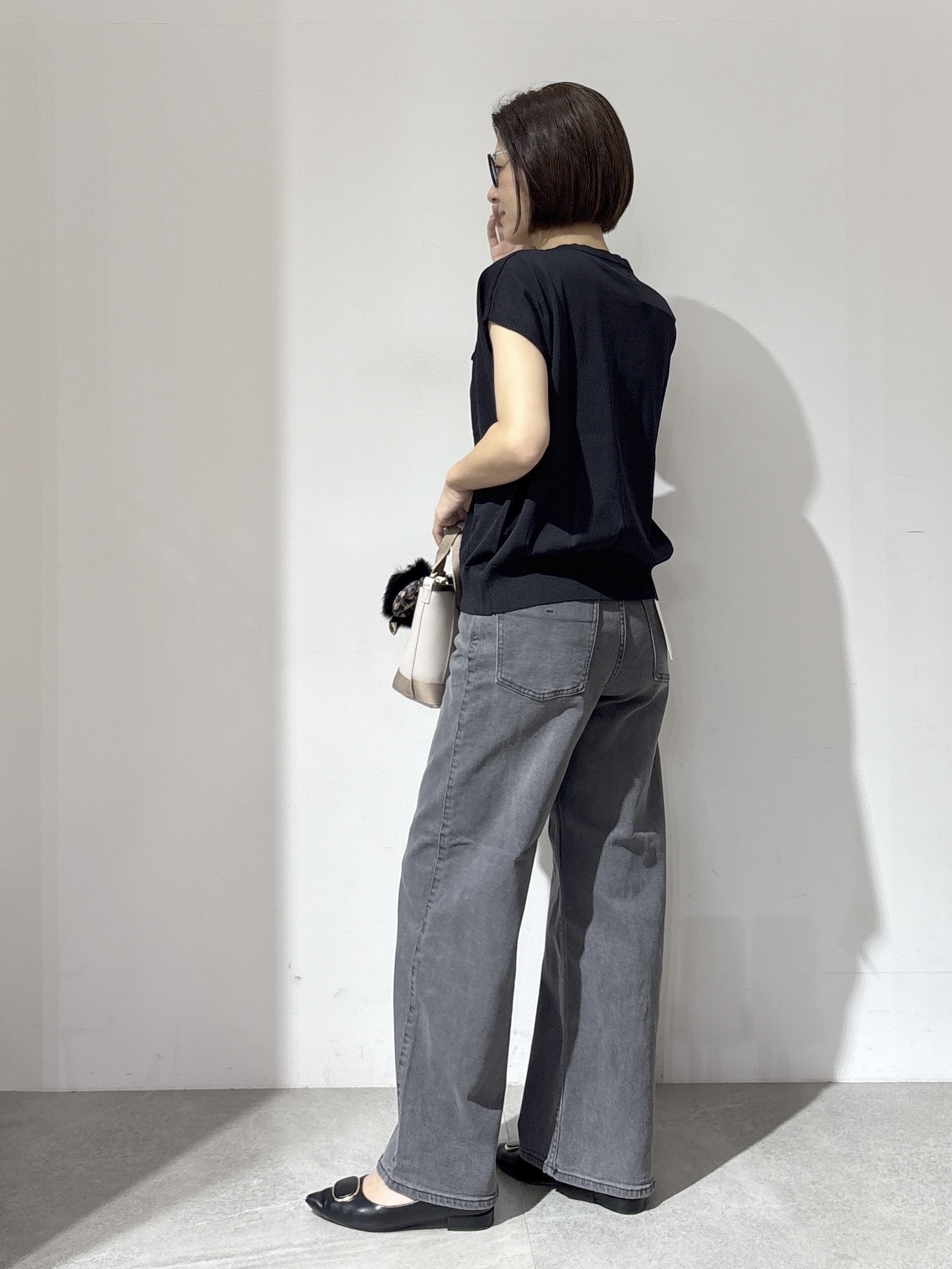 NAKAさんの「OPAQUE.CLIP｜【UV】フリルフレンチスリーブニット《接触冷感／洗濯機OK》」を使ったコーディネート