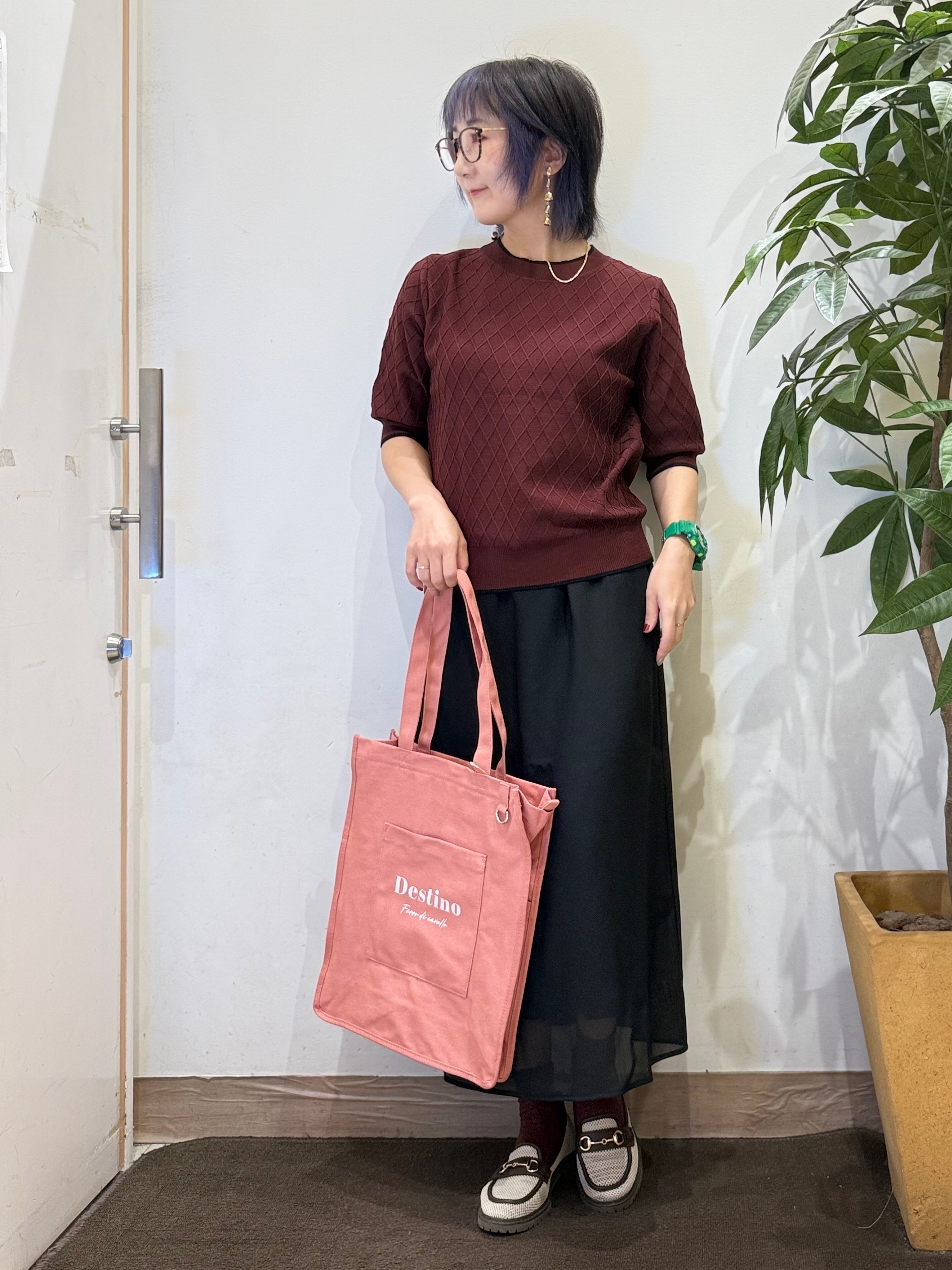misakiさんの「SHOO･LA･RUE｜【毛玉になりにくい/S-LL/洗濯機可】ダイヤ柄が上品 二の腕隠せる5分袖ニット」を使ったコーディネート