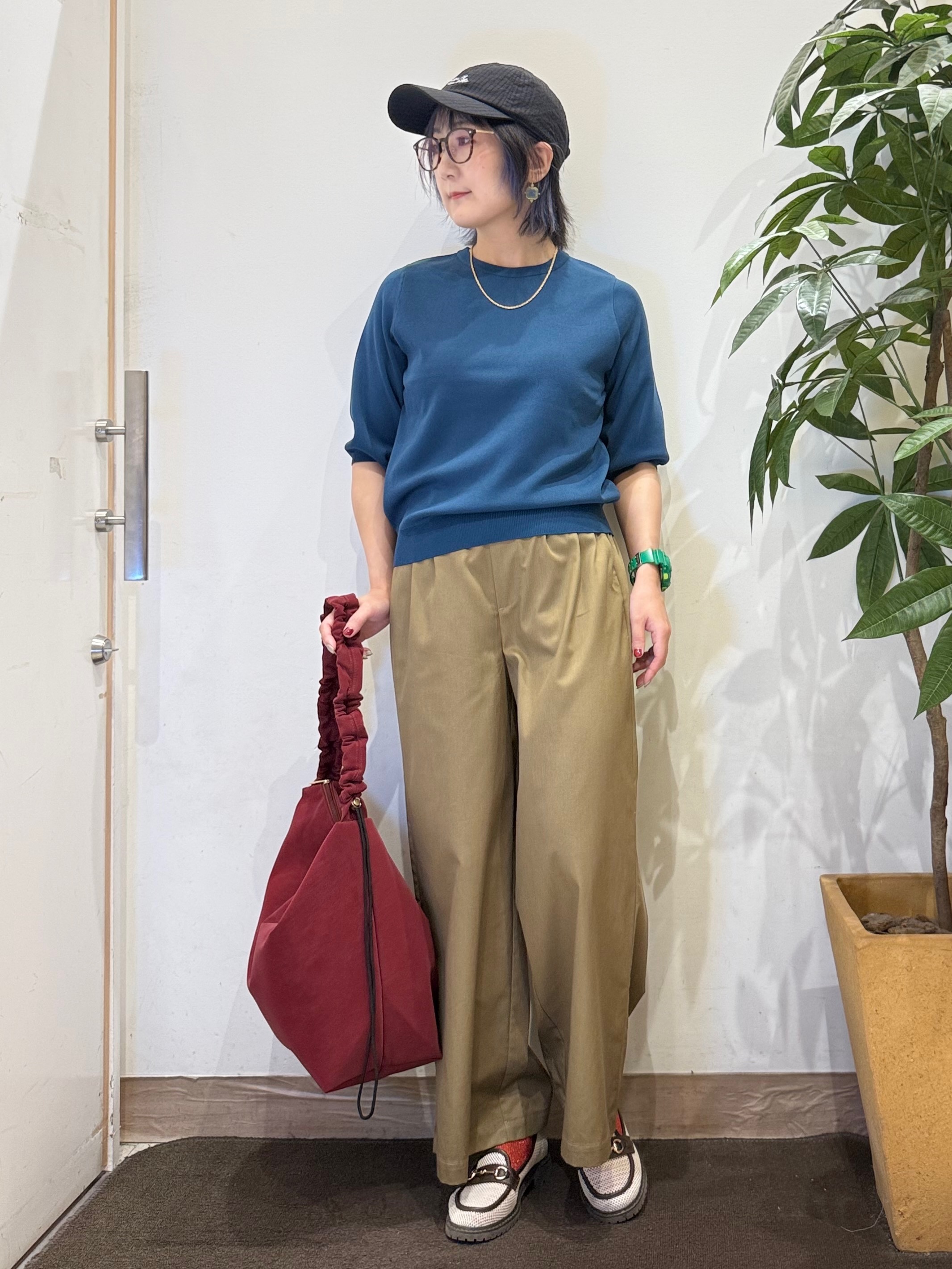 misakiさんの「SHOO･LA･RUE｜【ガンガン洗える/UV/毛玉になりにくい】二の腕見せない 5分袖ニット」を使ったコーディネート