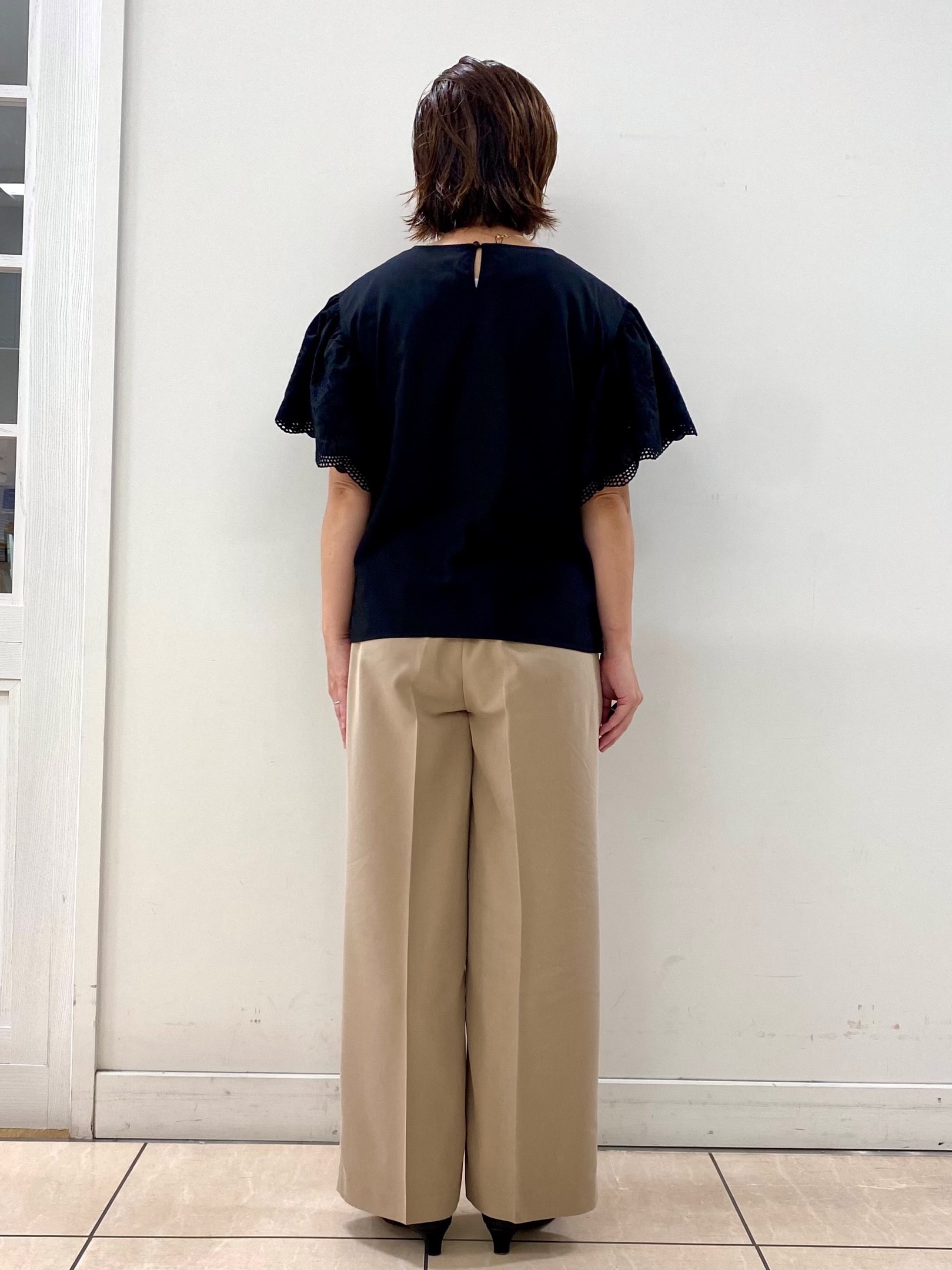 ksmさんの「Reflect｜【通勤◎】スカラップレーススリーブ ブラウス」を使ったコーディネート