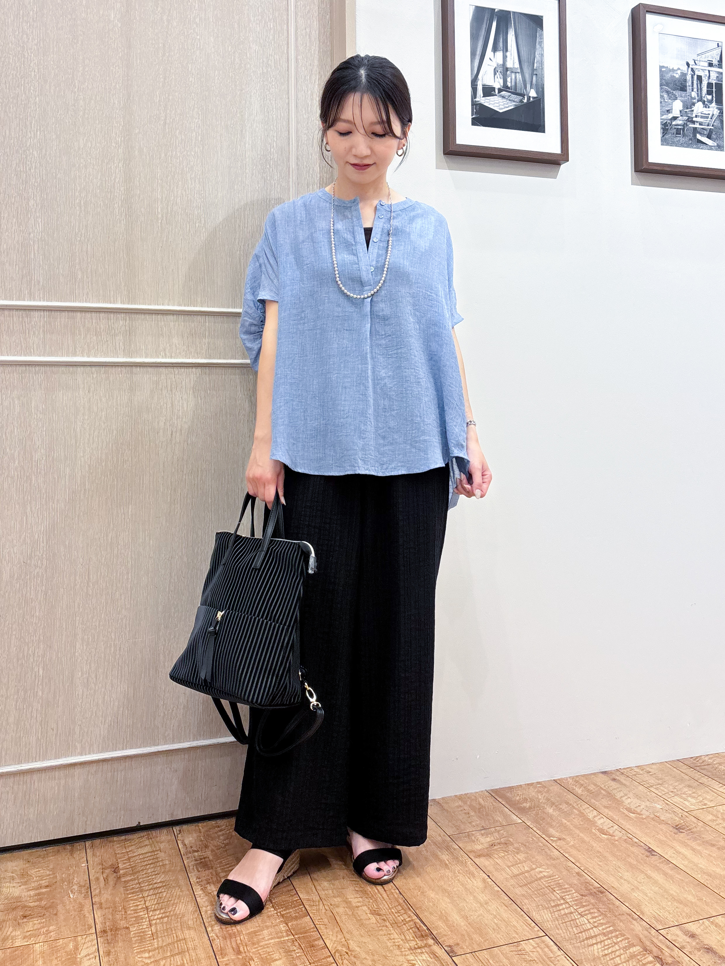 なみさんの「SHOO･LA･RUE｜【体型カバー】バルーン風ゆるシャツブラウス」を使ったコーディネート