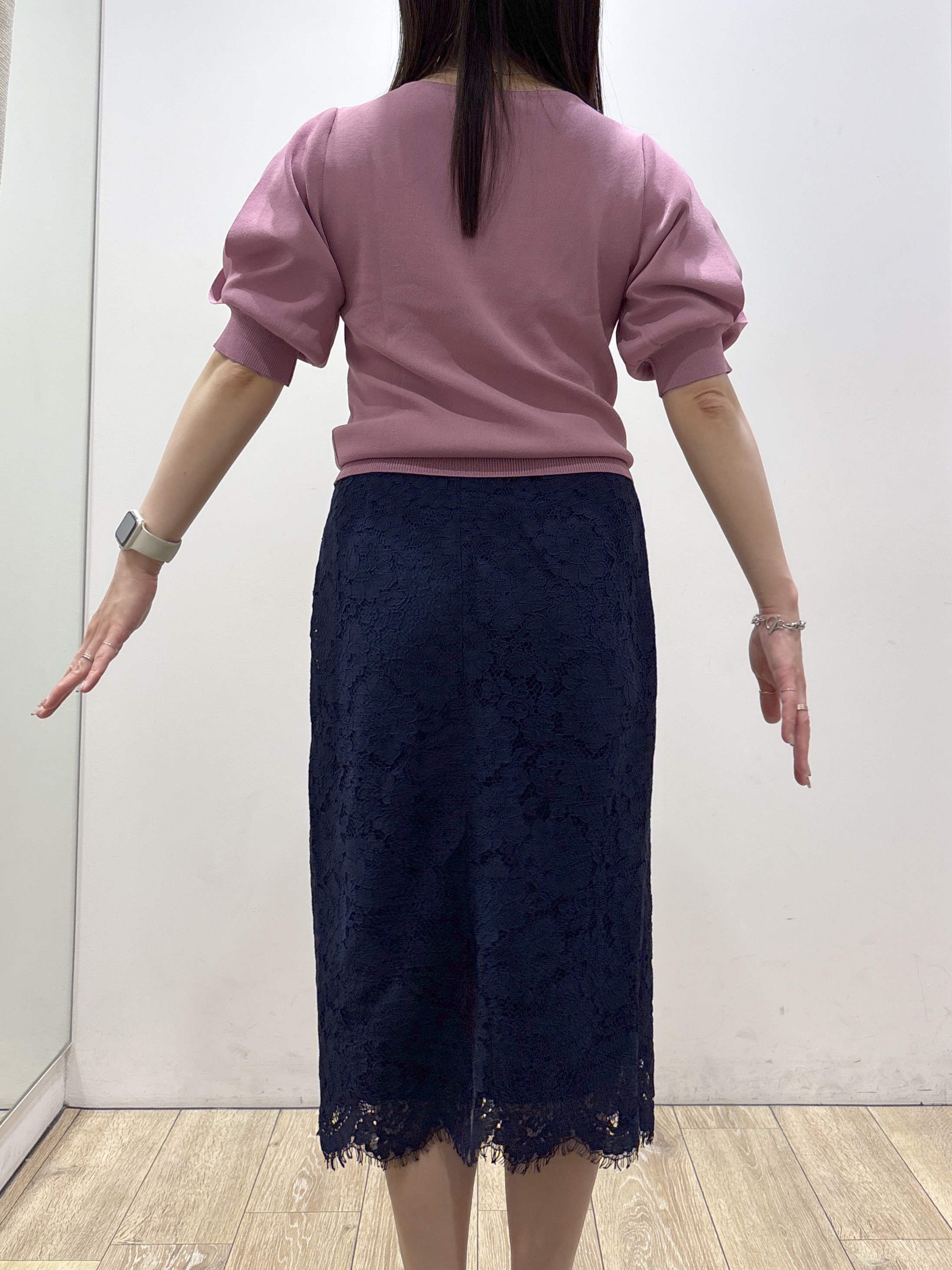 mameさんの「index｜【接触冷感／UVケア】クールタッチラップスリーブニット《洗濯機OK／XS～3L／9col》」を使ったコーディネート