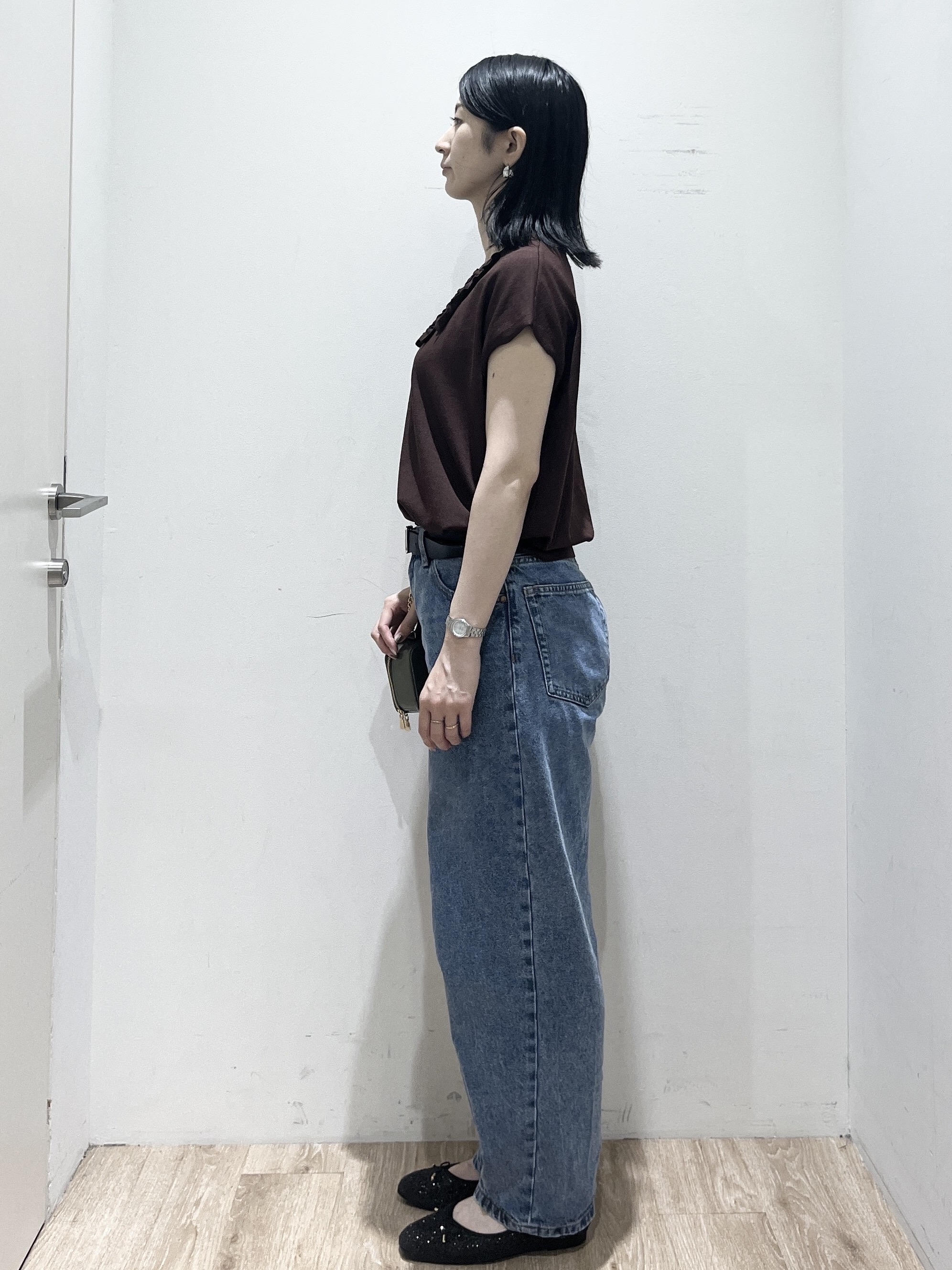 momokoさんの「OPAQUE.CLIP｜【UV】フリルフレンチスリーブニット《接触冷感／洗濯機OK》」を使ったコーディネート