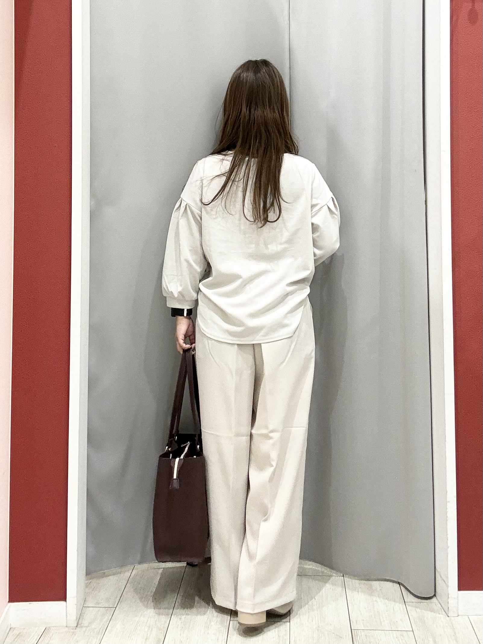 shioさんの「SHOO･LA･RUE｜【着丈選べる/2点セット/S-LL/洗濯機可】ネックレス付き 着心地さらり7分袖ブラウス」を使ったコーディネート