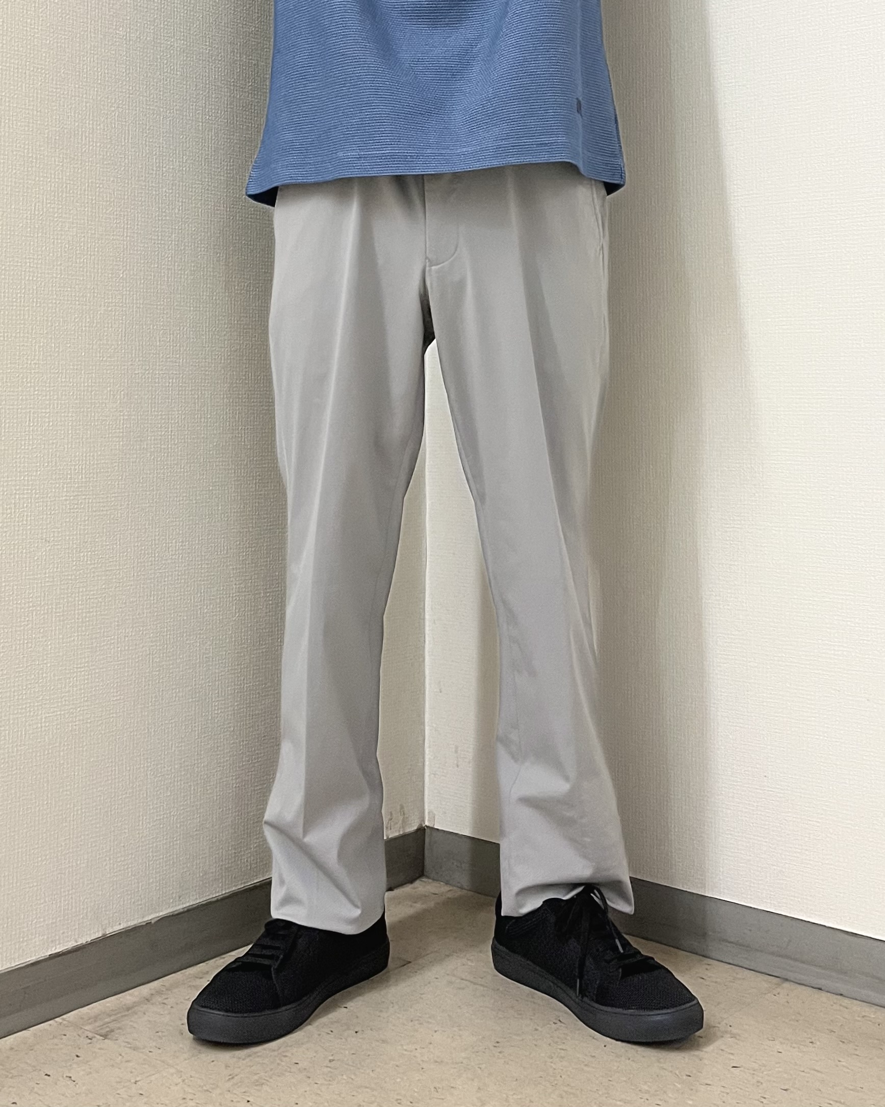 URAさんの「TAKEO KIKUCHI｜【抗菌防臭/シーズンレス】シアサッカー ジャージシャツ」を使ったコーディネート