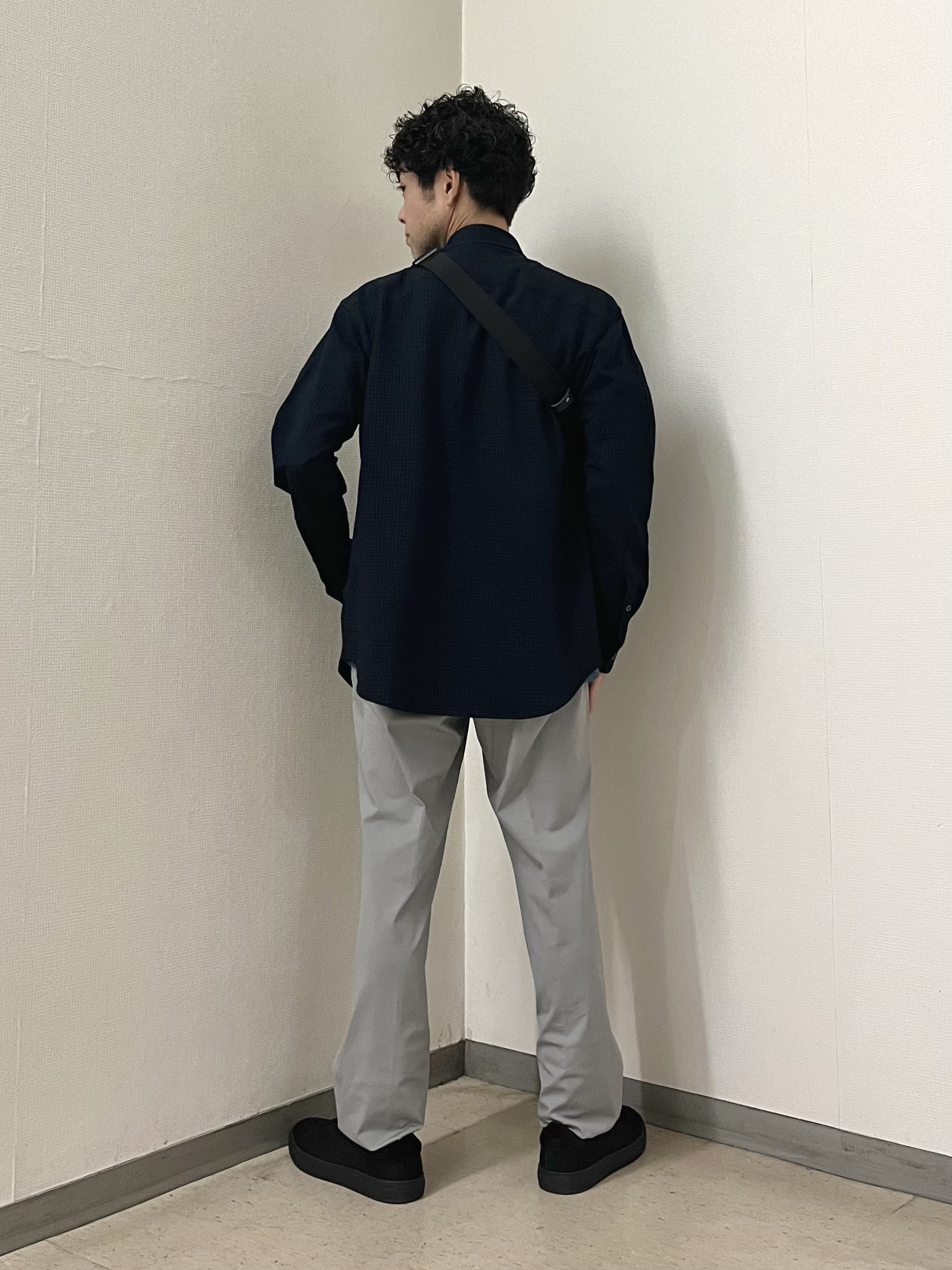 URAさんの「TAKEO KIKUCHI｜【抗菌防臭/シーズンレス】シアサッカー ジャージシャツ」を使ったコーディネート