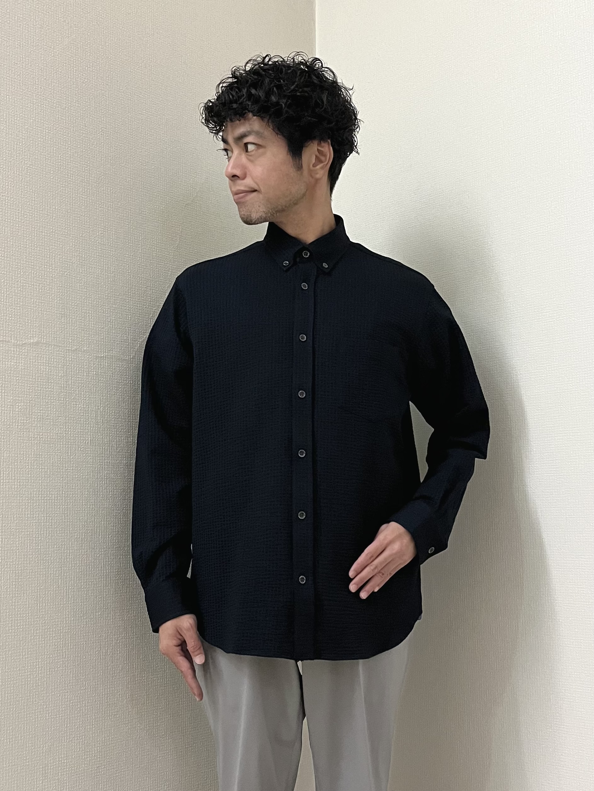 URAさんの「TAKEO KIKUCHI｜【360&deg;ストレッチ／軽量】None Of Stress ライト ジャケット（セットアップ対応）」を使ったコーディネート