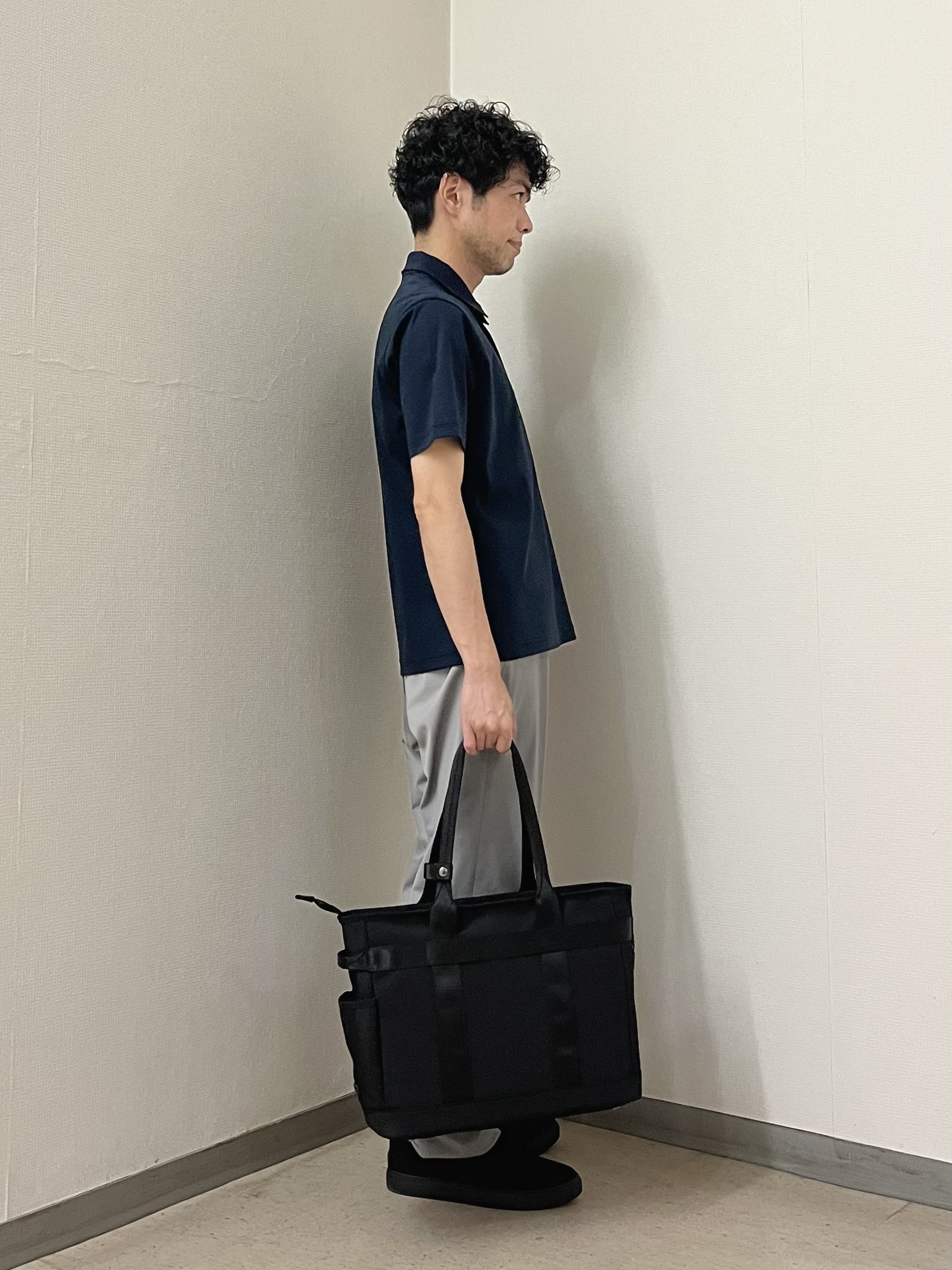 URAさんの「TAKEO KIKUCHI｜【接触冷感】アイスクリアコットン ワンポイント ポロシャツ」を使ったコーディネート