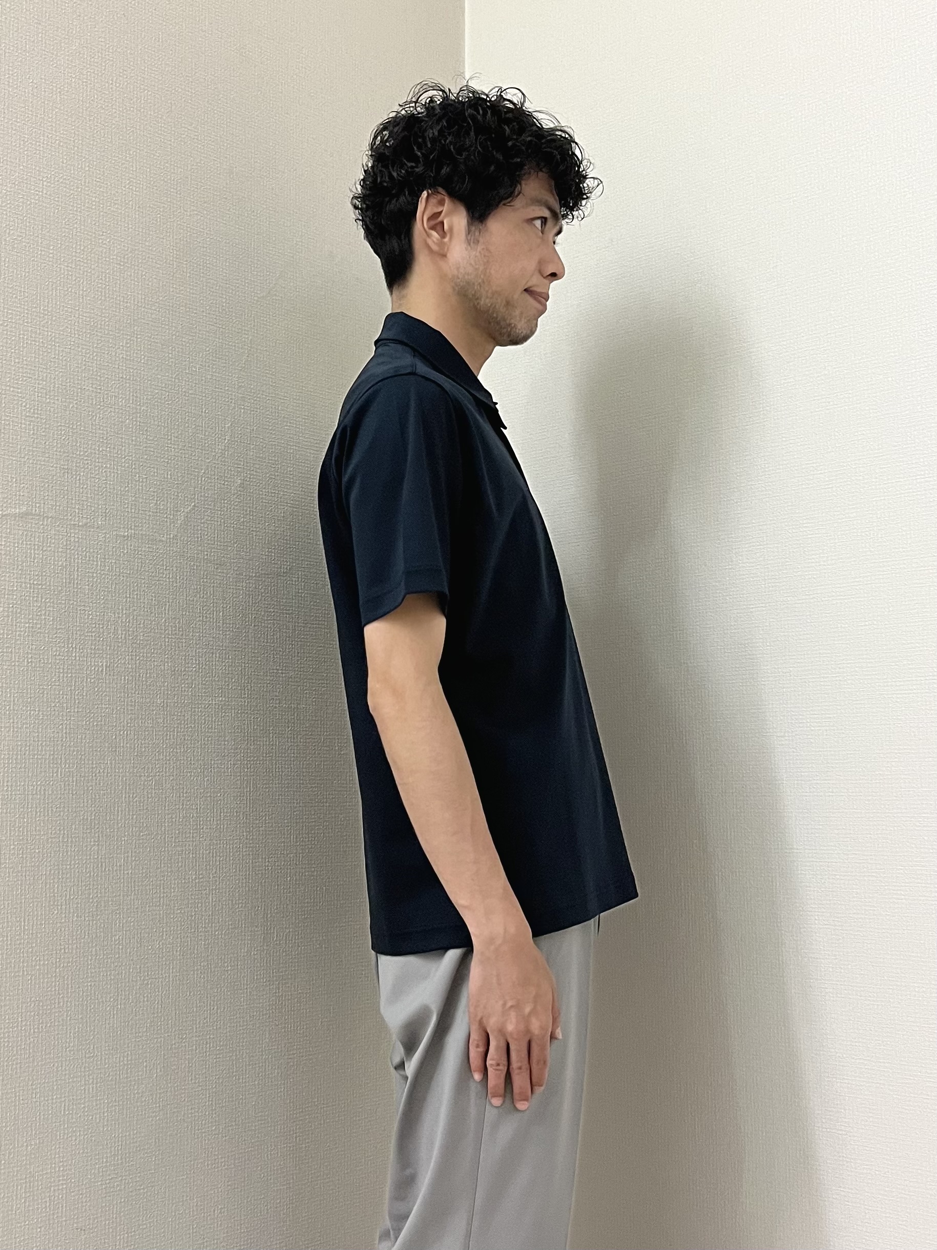 URAさんの「TAKEO KIKUCHI｜【接触冷感】アイスクリアコットン ワンポイント ポロシャツ」を使ったコーディネート