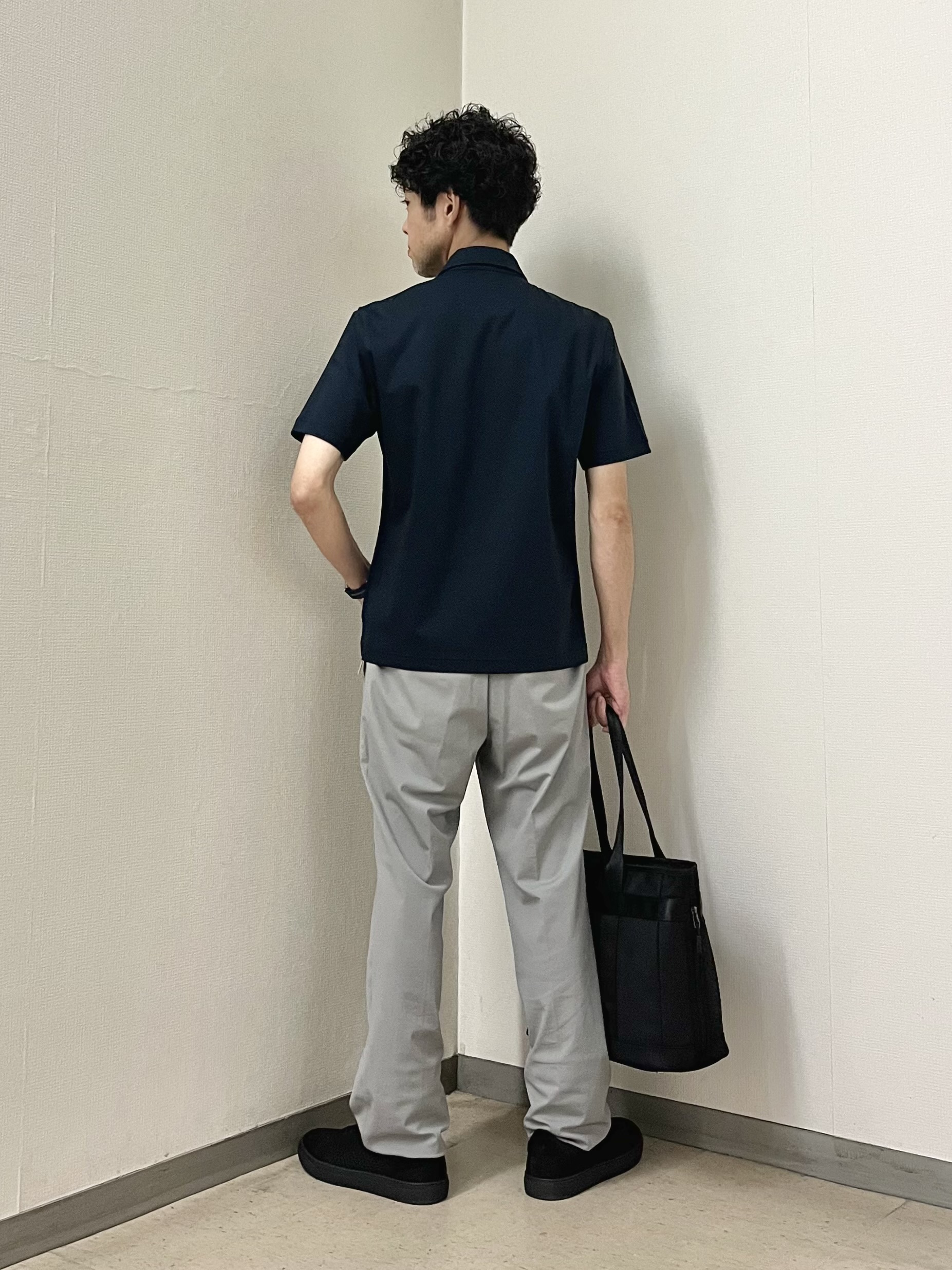 URAさんの「TAKEO KIKUCHI｜【接触冷感】アイスクリアコットン ワンポイント ポロシャツ」を使ったコーディネート