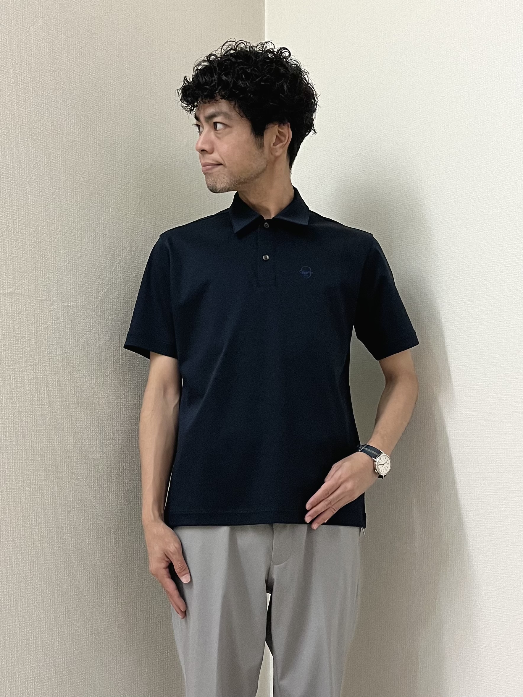 URAさんの「TAKEO KIKUCHI｜【接触冷感】アイスクリアコットン ワンポイント ポロシャツ」を使ったコーディネート