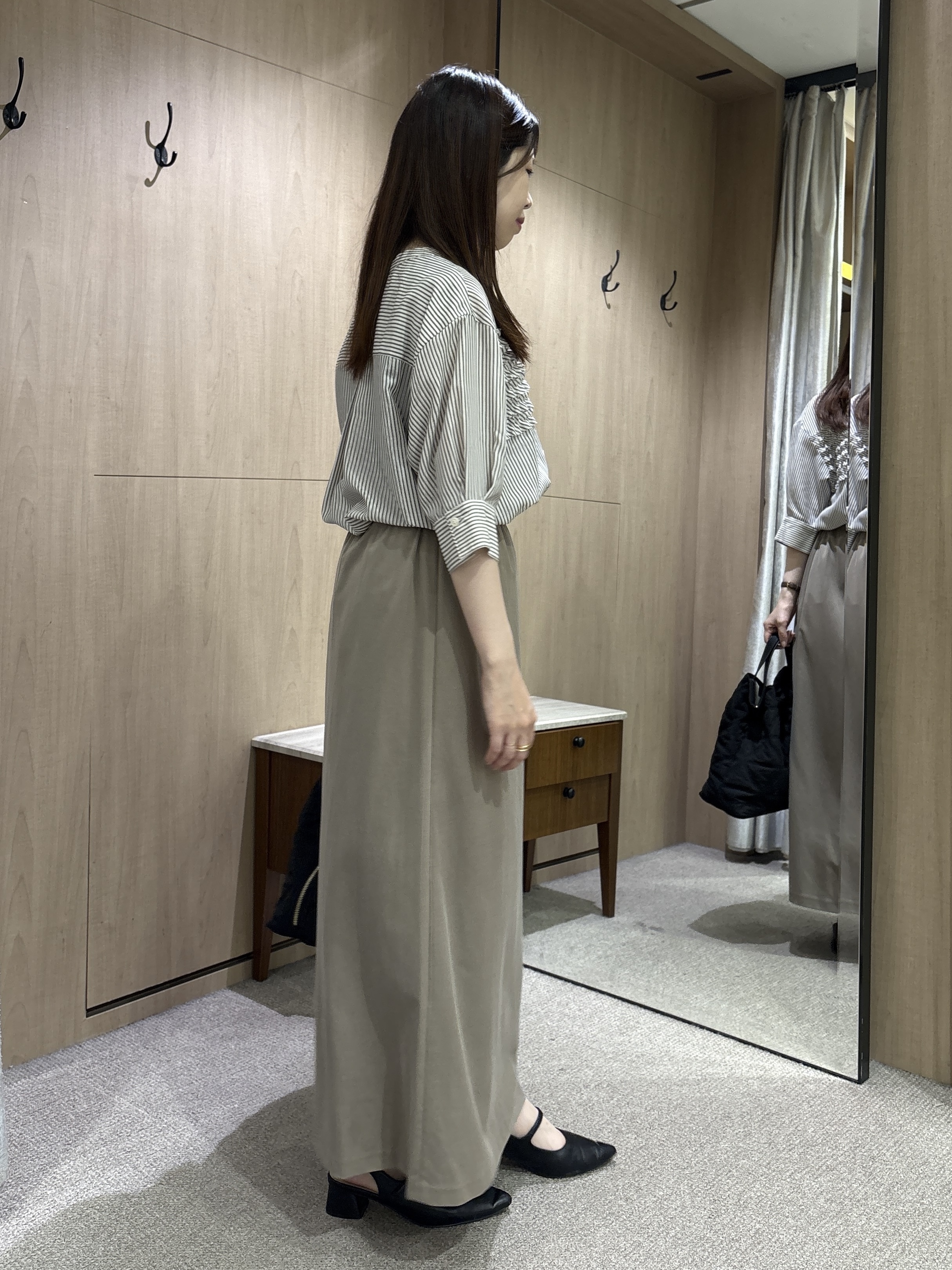 asamiさんの「UNTITLED｜【秋めきリラクシー/セットアップ可】ヴィンテージライク ロングスカート」を使ったコーディネート