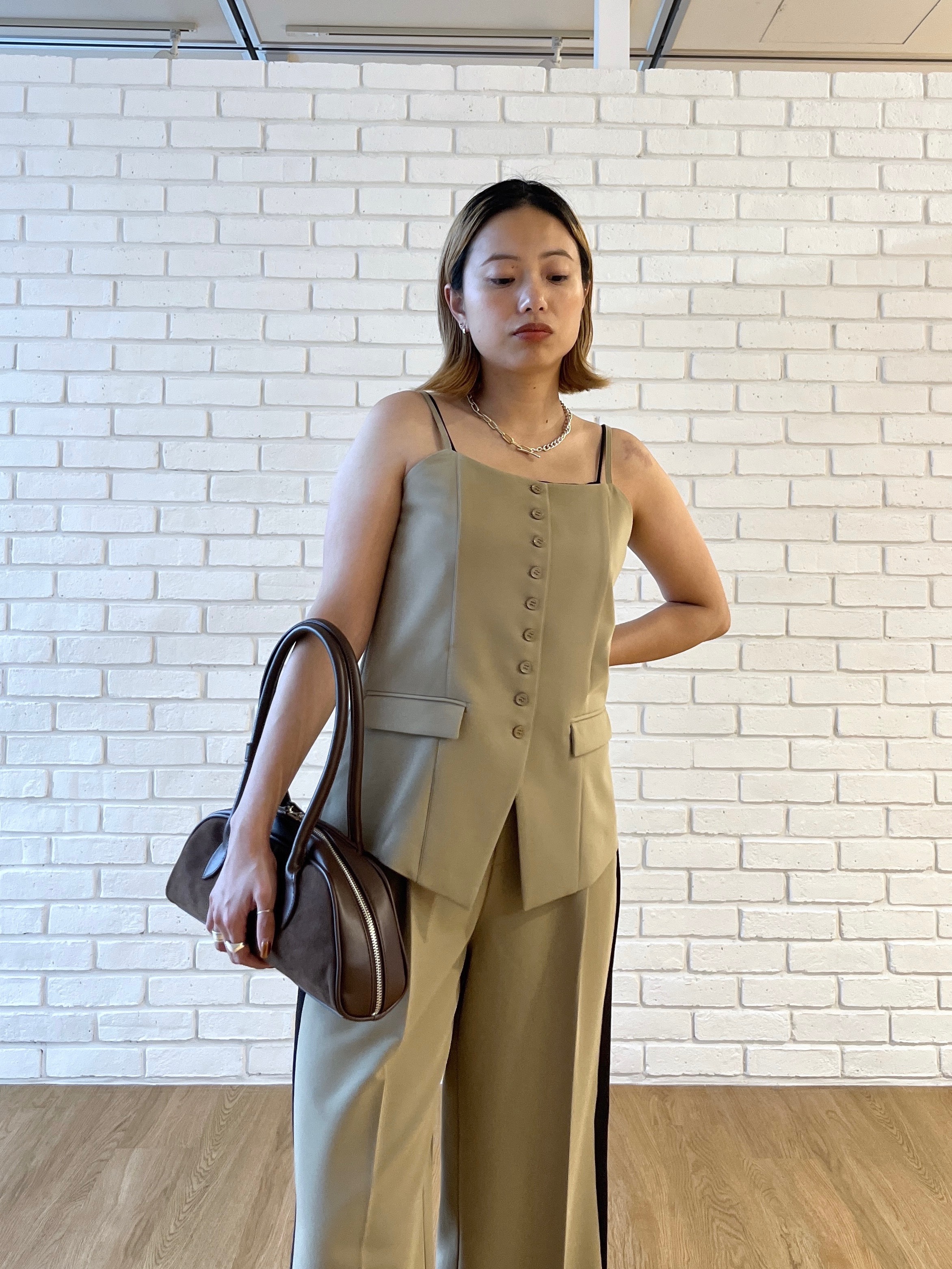 Harukaさんの「INDIVI｜Comfy Set Up｜キャミジレ【セットアップ対応／通勤／カセット服】」を使ったコーディネート