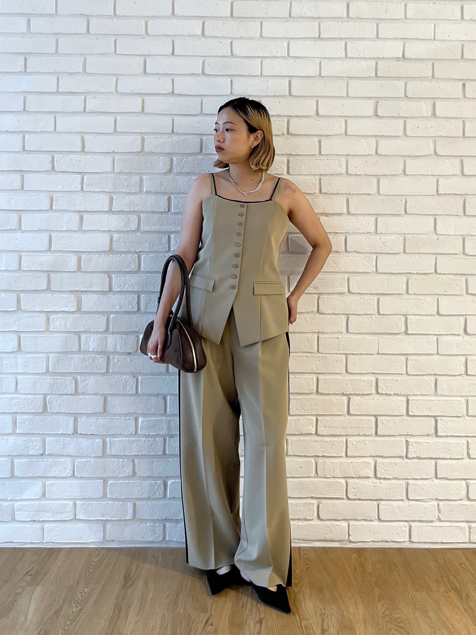 Harukaさんの「INDIVI｜Comfy Set Up｜キャミジレ【セットアップ対応／通勤／カセット服】」を使ったコーディネート