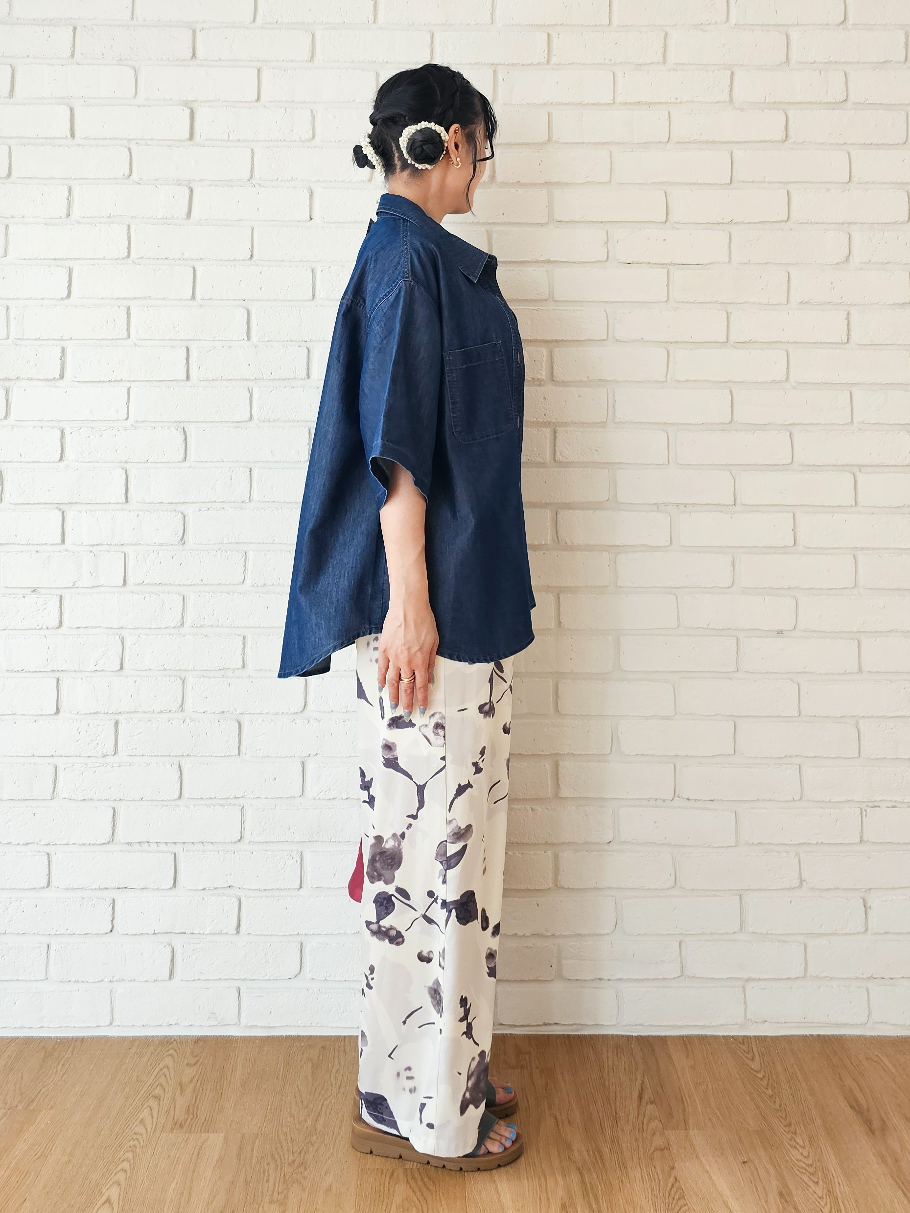 ゆゆさんの「SHOO･LA･RUE｜【セットアップ可/S-LL】ライトオンスデニム 5分袖シャツ」を使ったコーディネート