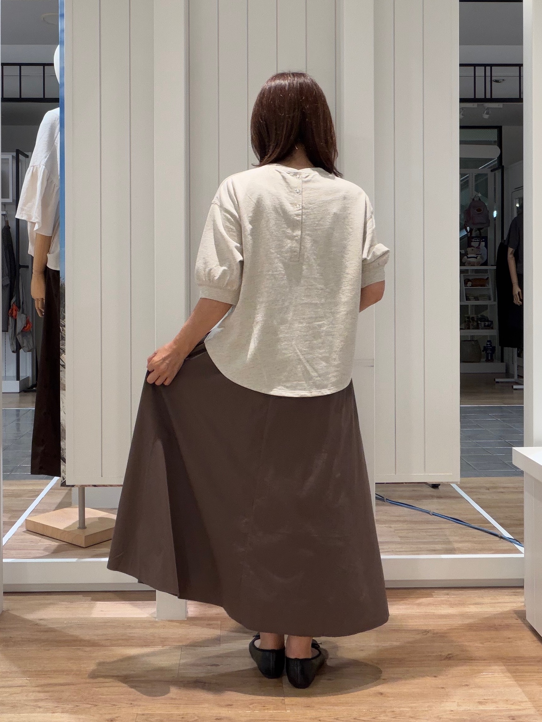 Fujitaさんの「Dessin｜【高レビュー/洗える/XS-L】バックヘンリーミニ裏毛 5分袖」を使ったコーディネート