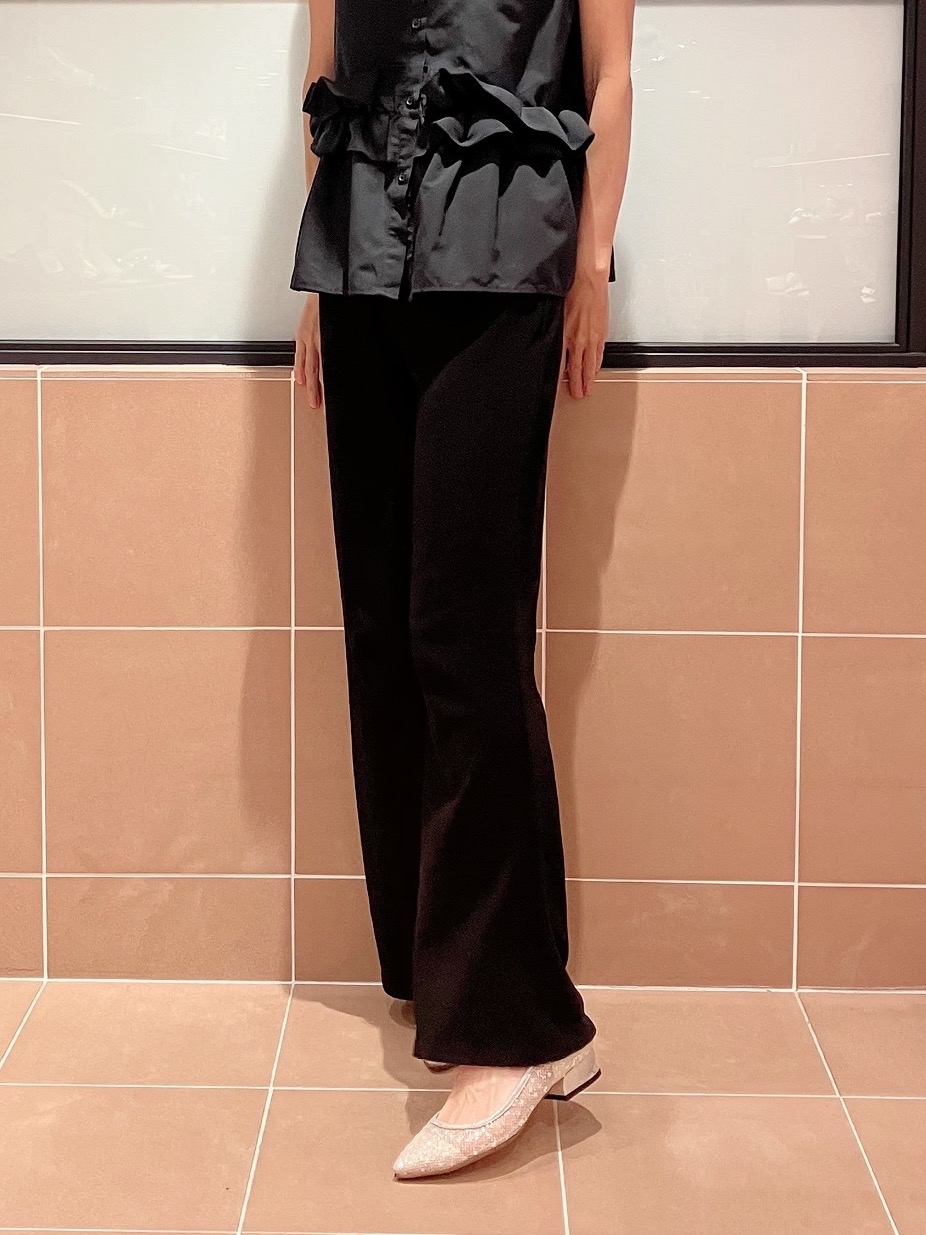 Ｋさんの「ESPERANZA｜シャイニーポインテッドパンプス」を使ったコーディネート