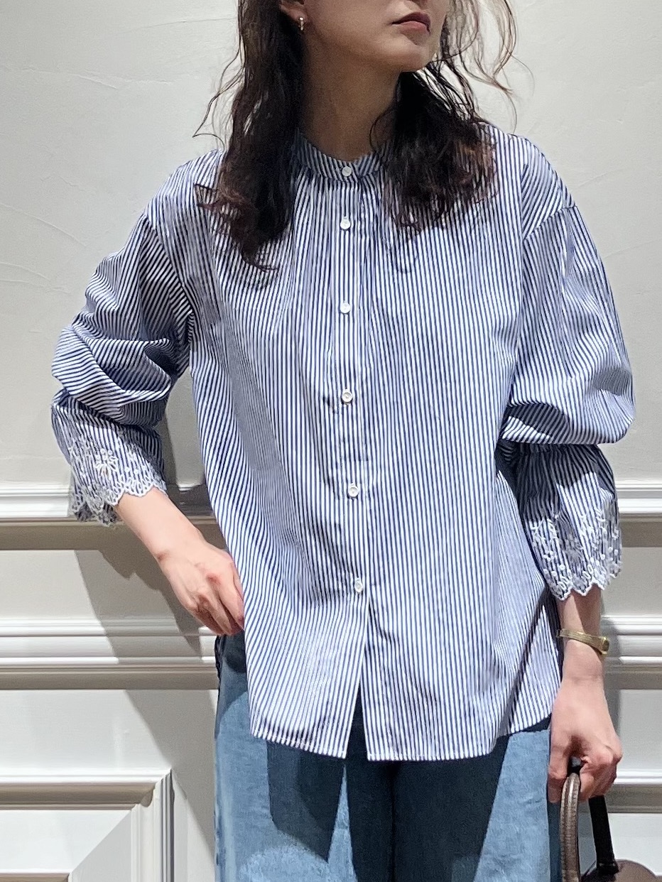 TSUKUIさんの「DRESSTERIOR｜【STORY11月号掲載】エンブロイダリーカフスシャツ」を使ったコーディネート