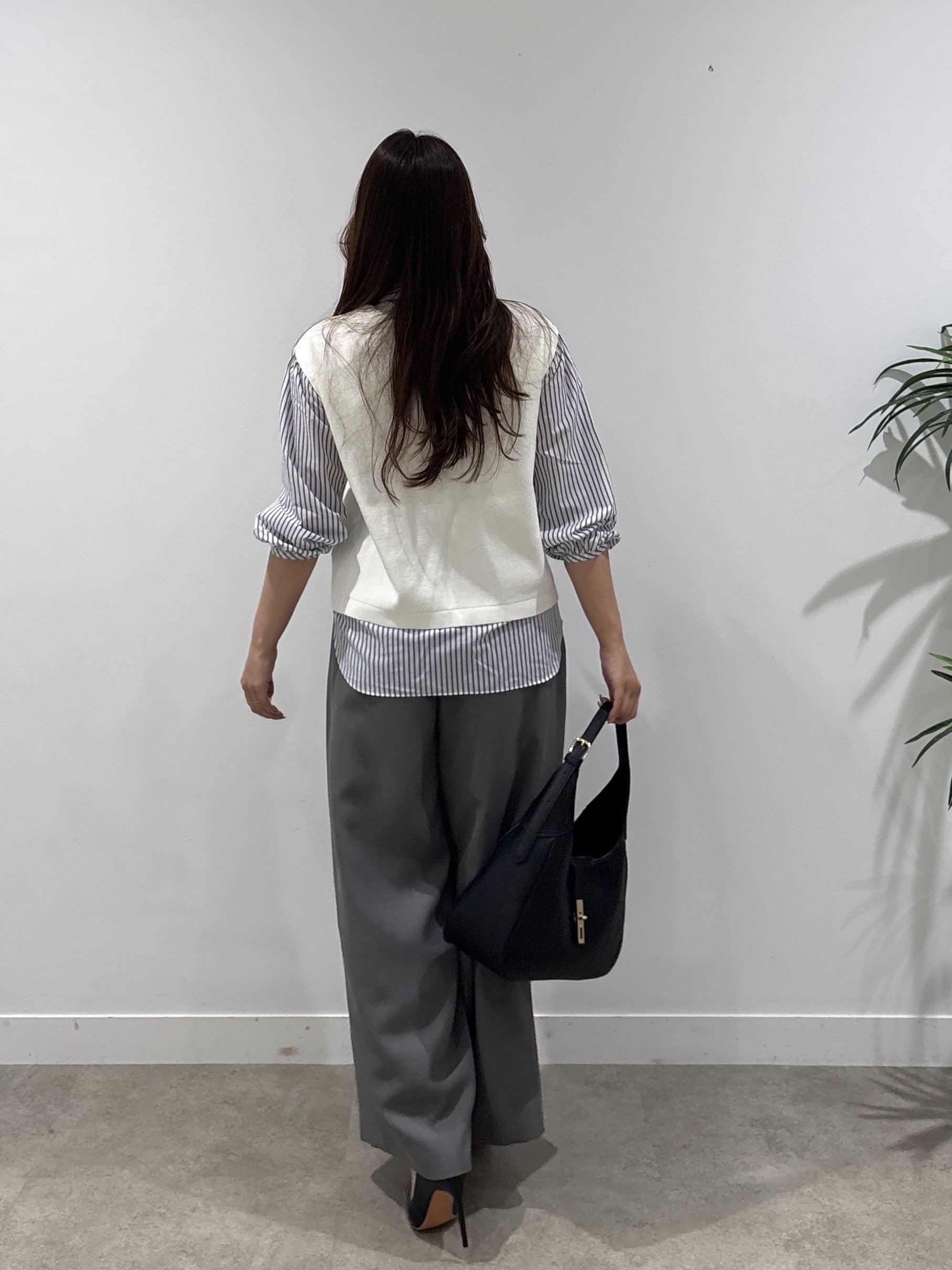 MISAKIさんの「COUP DE CHANCE｜【手洗い可／日本製／】 レイヤード風トップス」を使ったコーディネート