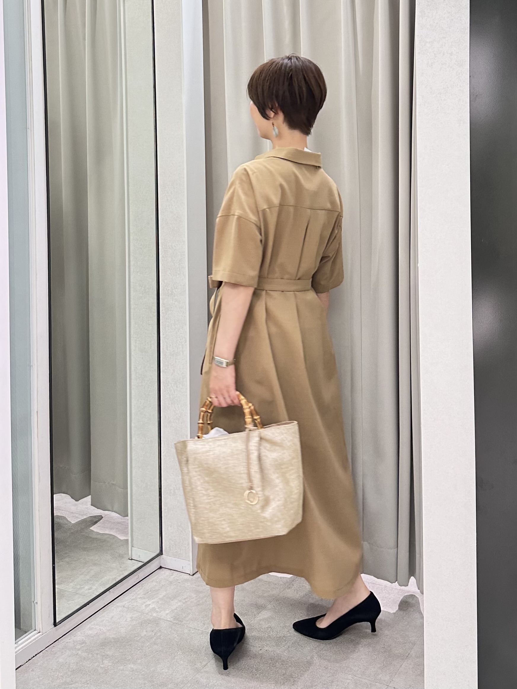 みなこさんの「UNTITLED｜【秋羽織り/セットアップ可/UVカット】エアリークールドロストシャツ」を使ったコーディネート