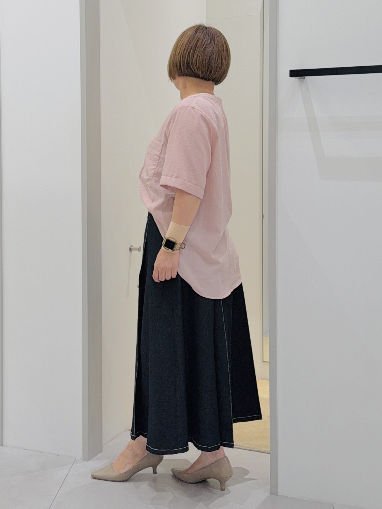 タナさんの「THE SHOP TK｜【M-XL/秋始めにちょうどいい】細見え5分袖Wポケットシャツ」を使ったコーディネート