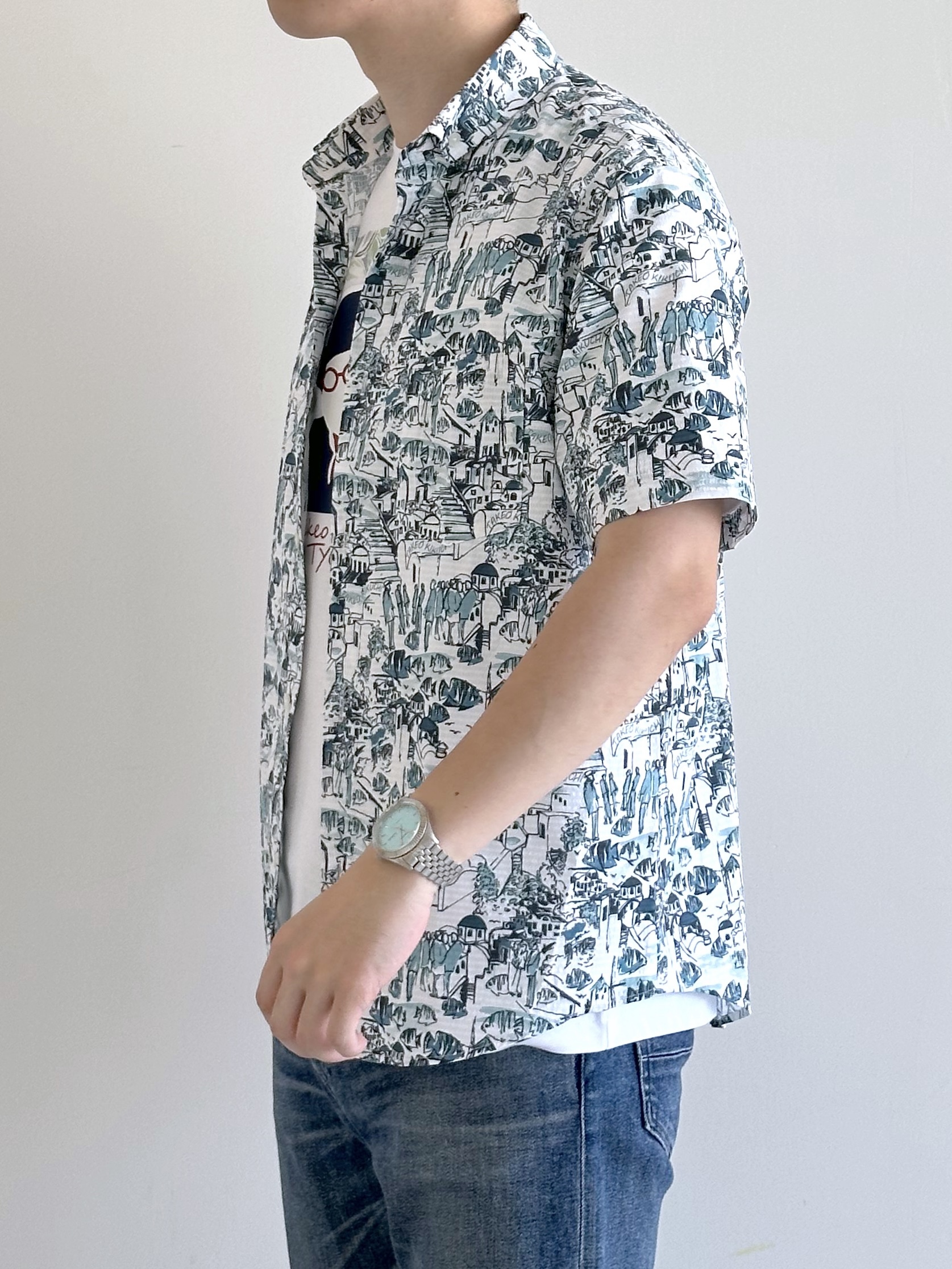 イッシーさんの「TAKEO KIKUCHI｜【日本製】DotAir（R）リゾートプリント半袖シャツ」を使ったコーディネート