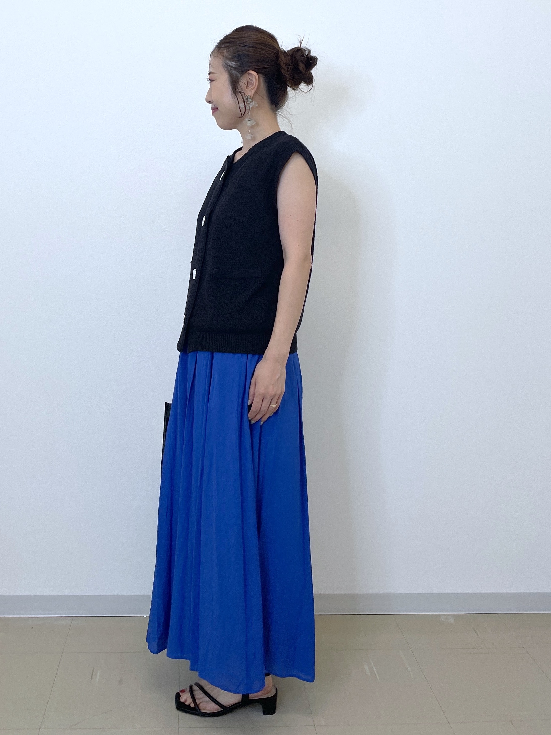 Akiさんの「OPAQUE.CLIP｜メッシュニットベスト【洗濯機OK】」を使ったコーディネート