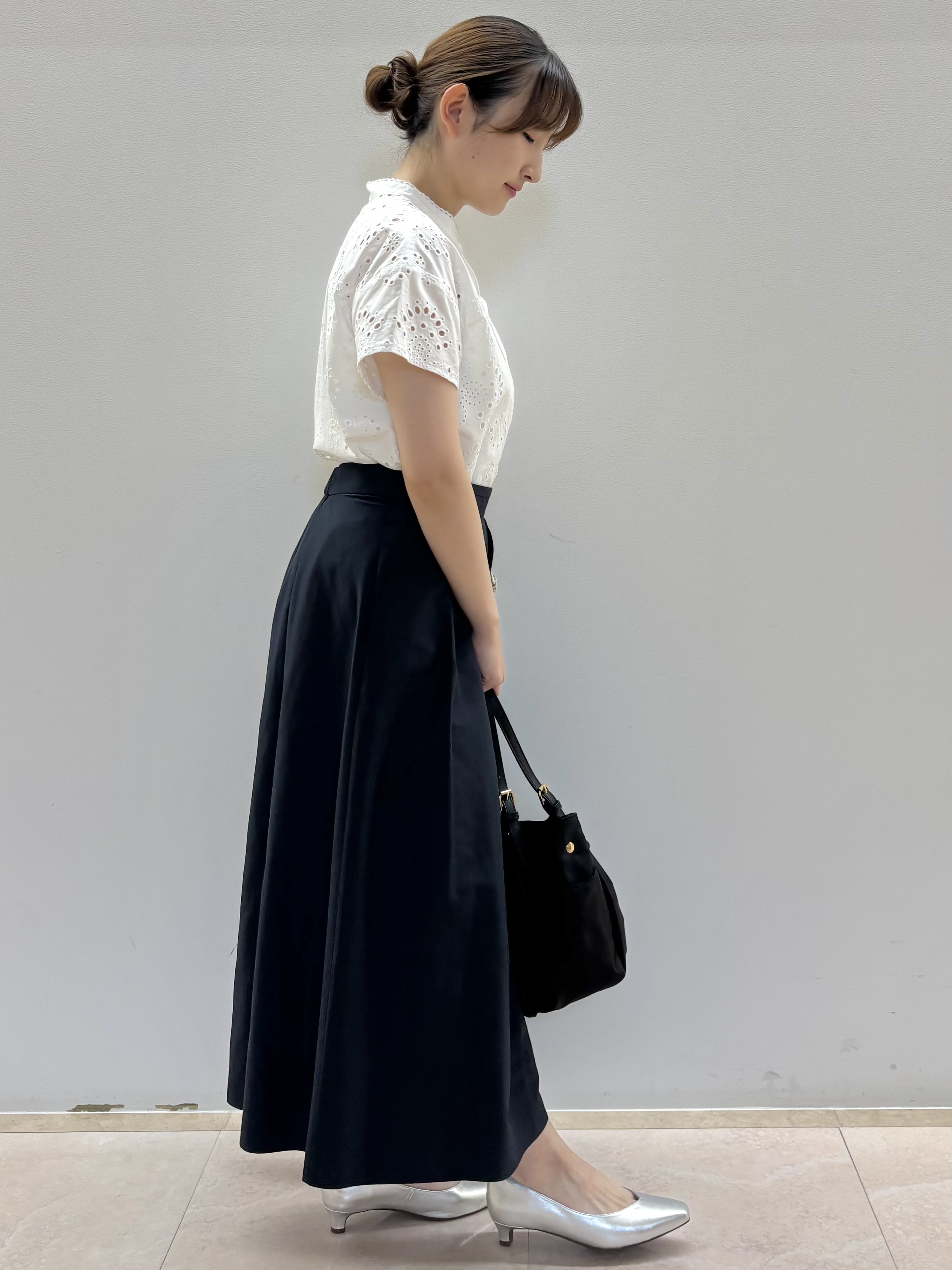 Satoさんの「Reflect｜【通勤◎】カットワーク刺繍レース シャツブラウス」を使ったコーディネート