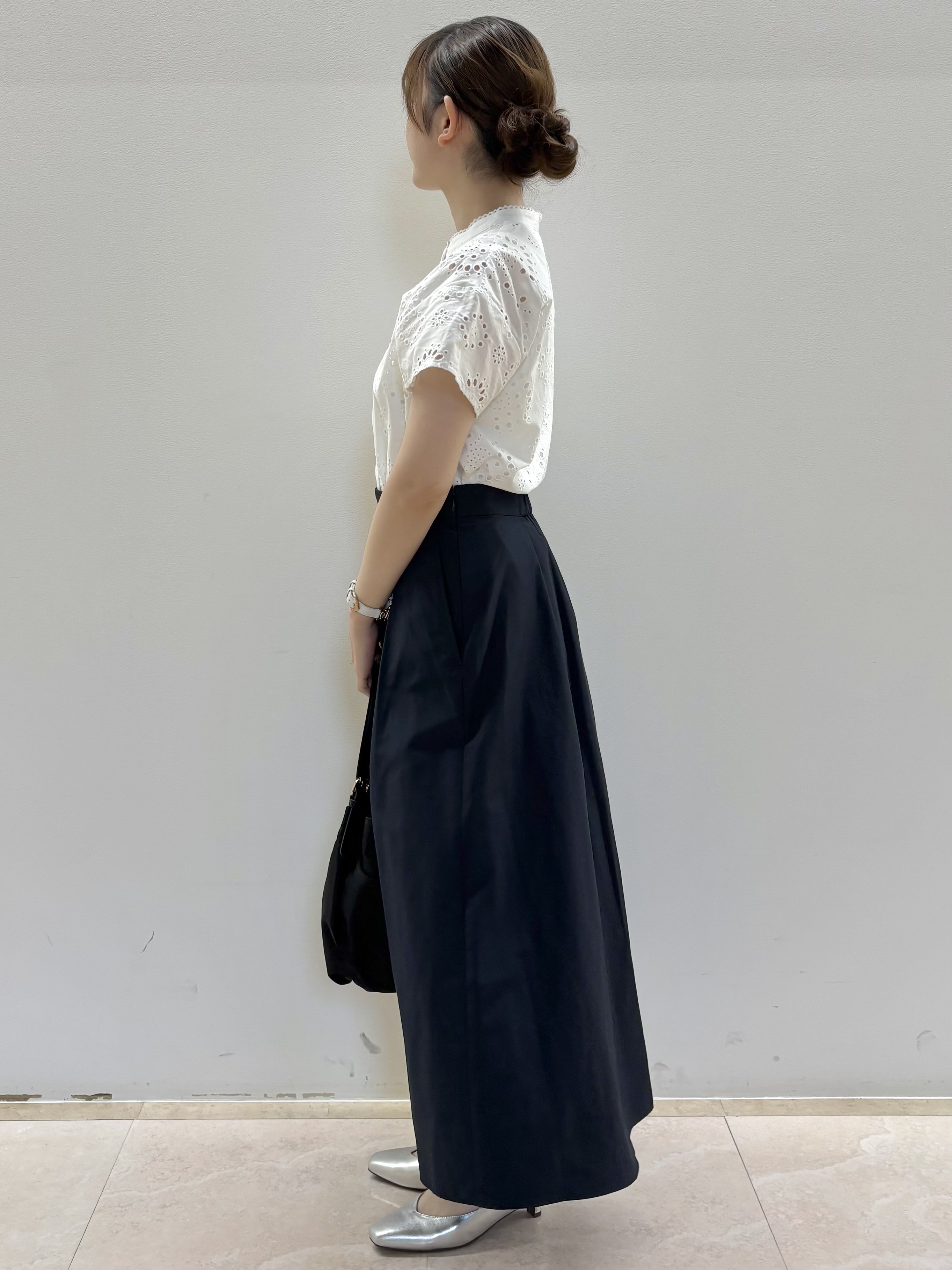 Satoさんの「Reflect｜【通勤◎】カットワーク刺繍レース シャツブラウス」を使ったコーディネート